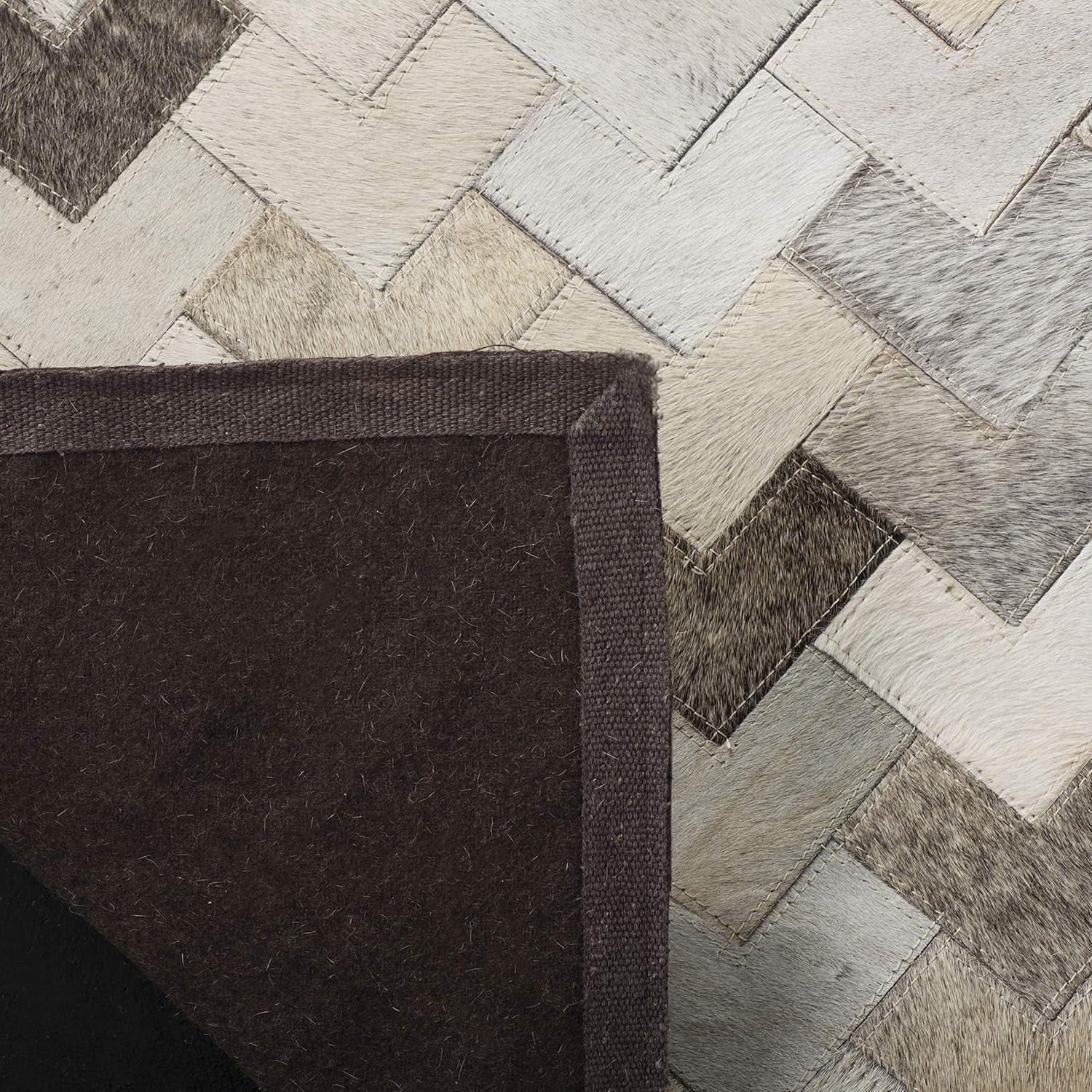 SAFAVIEH Studio Leather Rozanne Geometric Runner Rug, Grey, 2'3" x 7'