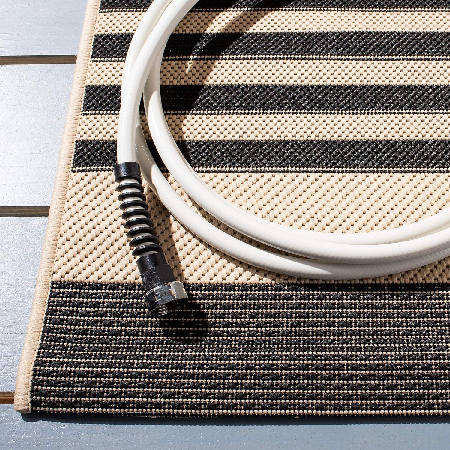Courtyard CY6062 Power Loomed Indoor/Outdoor Area Rug - Black/Bone - 5'3"x7'7" - Safavieh.