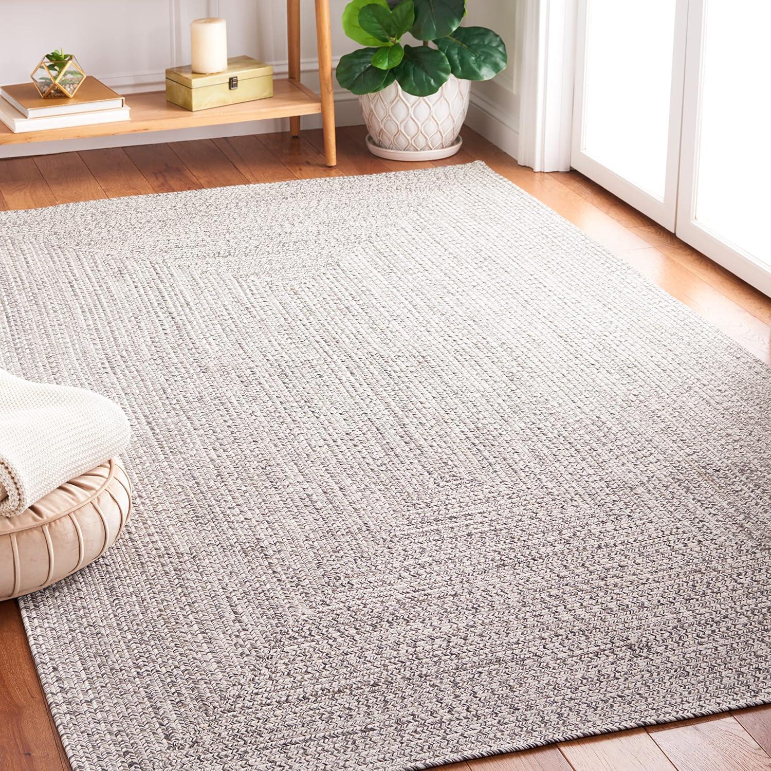 SAFAVIEH Braided Gino Distressed Machine Washable Reversible Area Rug, Grey/Ivory, 4' x 6'