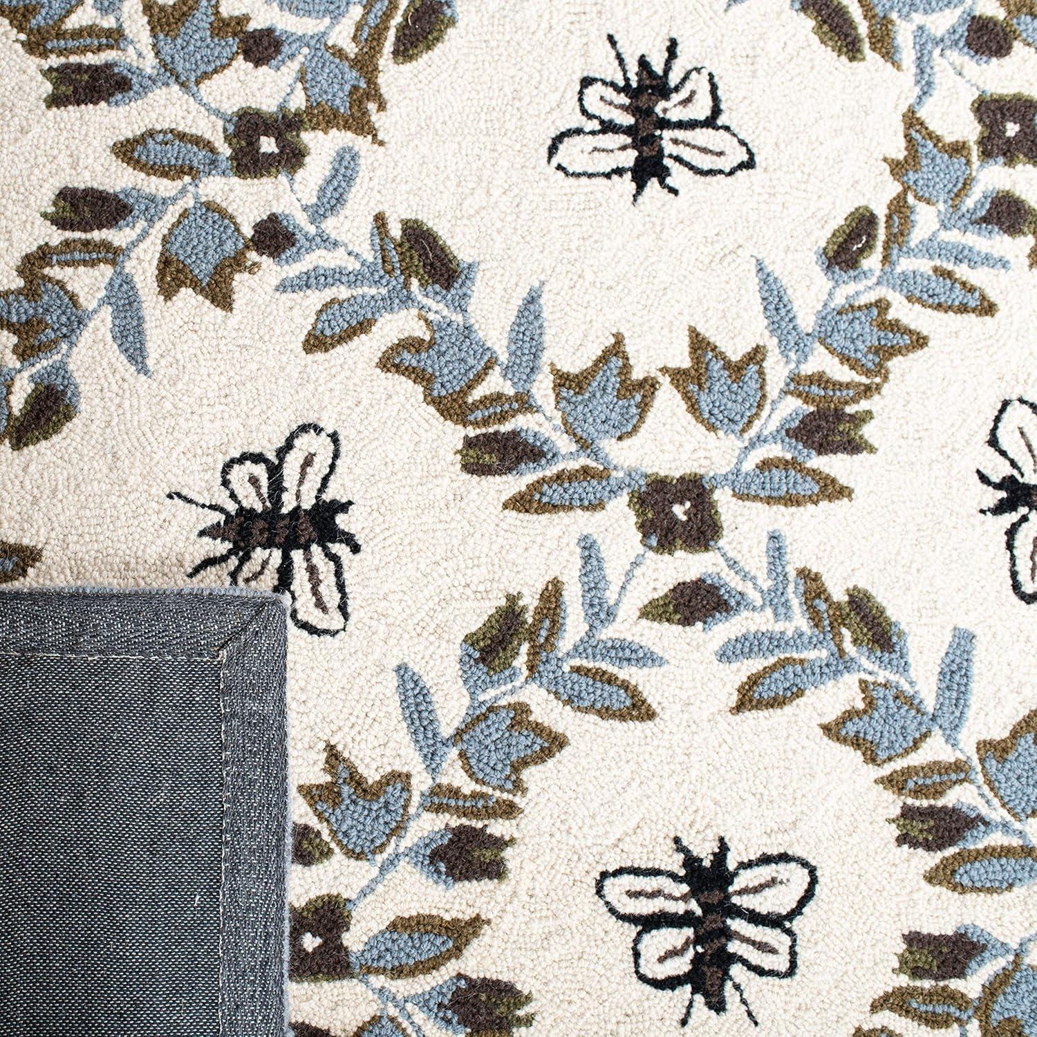 Chelsea HK55 Hand Hooked Accent Rug - Ivory/Light Blue - 1'8"x2'6" - Safavieh.