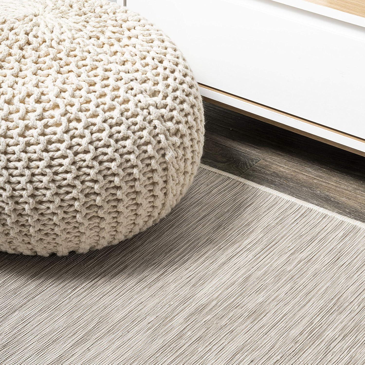 6'x6' Ethan Modern Flatweave Solid  Area Rug, Light Gray - JONATHAN Y