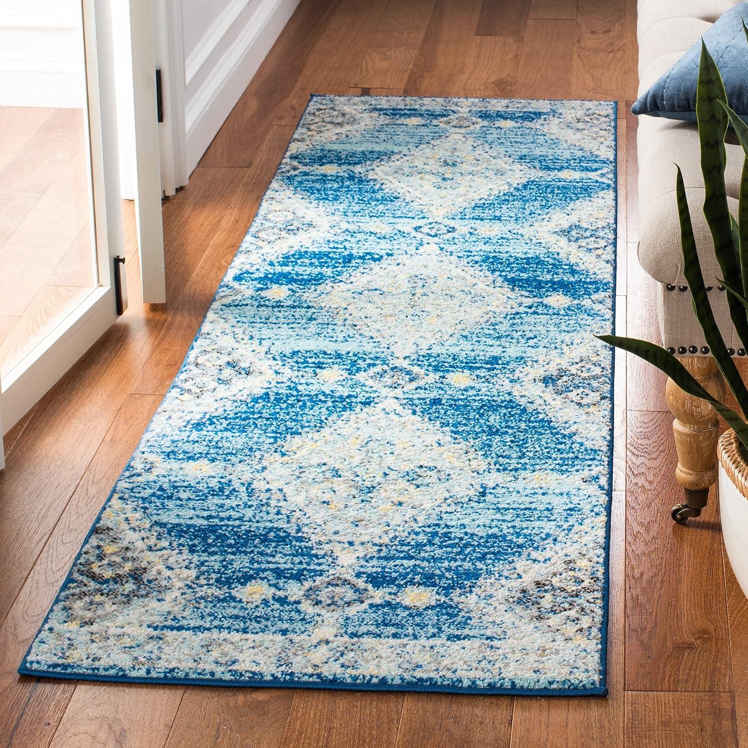 Madison MAD615 Power Loomed Area Rug  - Safavieh