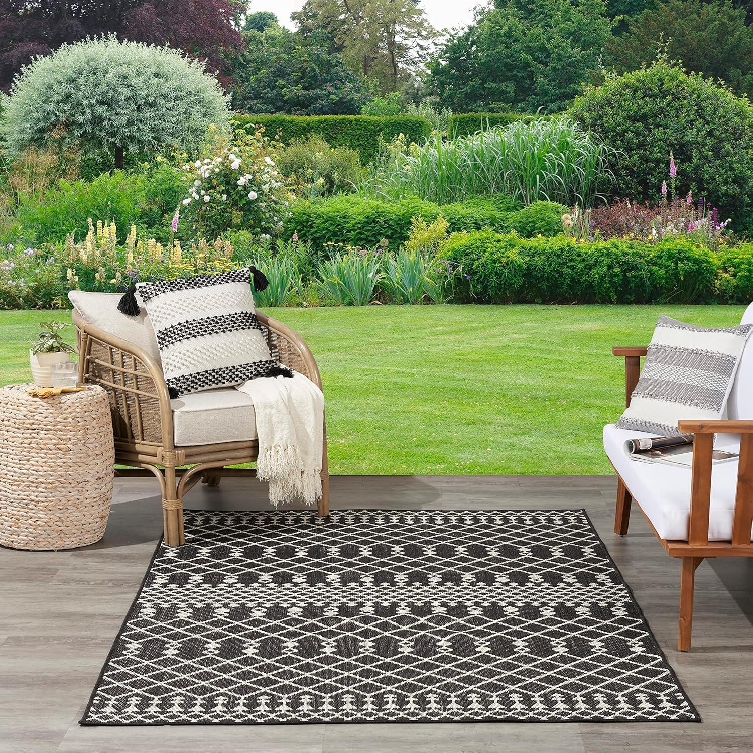 Nourison Positano Moroccan Trellis Flatweave Low Pile Indoor Outdoor Area Rug Black 8' x 10'