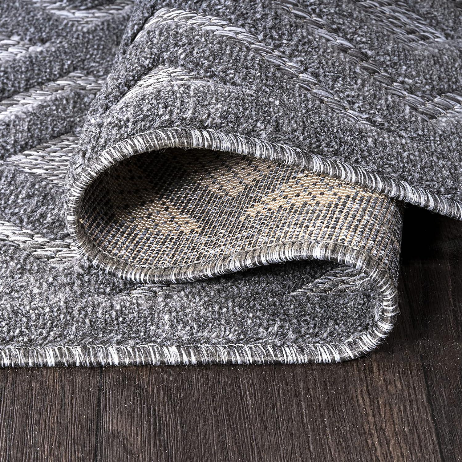 5' Round Portmany Neutral Diamond Trellis Indoor/Outdoor Area Rug, Dark Gray - JONATHAN Y