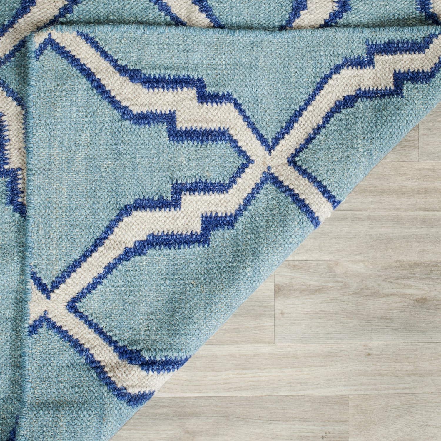 SAFAVIEH Dhurrie Astrid Geometric Moroccan Wool Runner Rug, Light Blue/Ivory, 2'6" x 10'