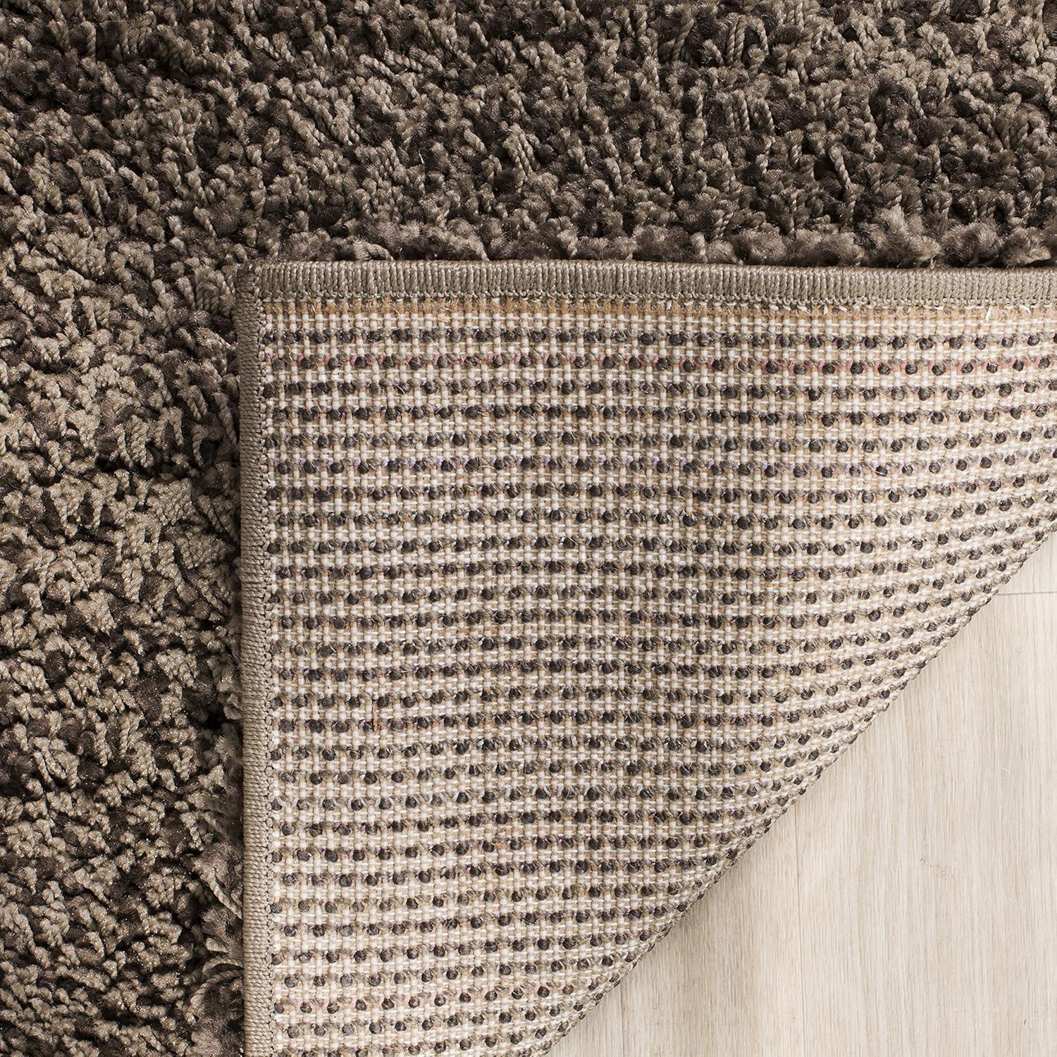 Shag SG151 Power Loomed Indoor Area Rug - Mushroom - 4'x6' - Safavieh.