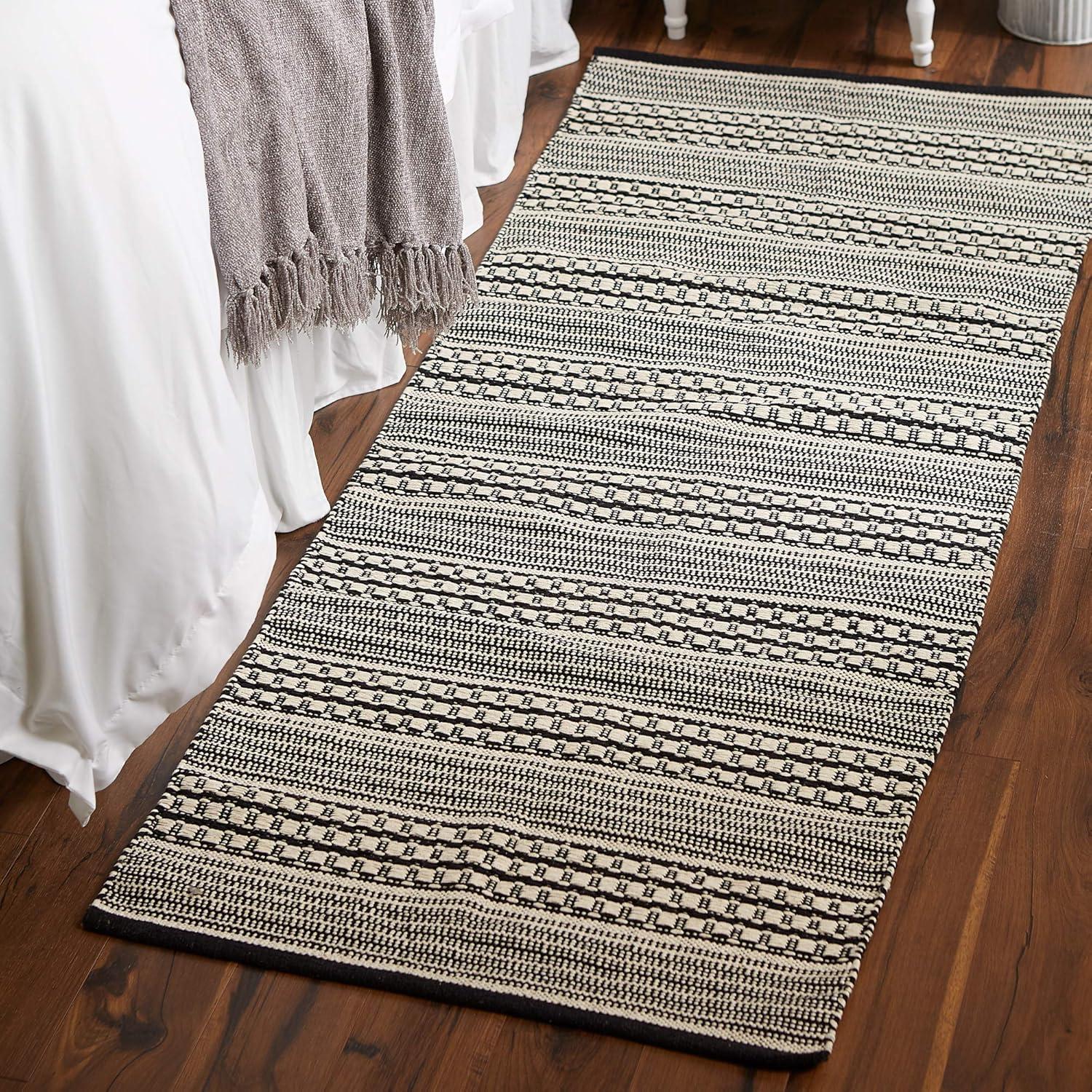 Design Imports Modern Dobby Stripe - Black - 2 Ft 6 In X 6 Ft