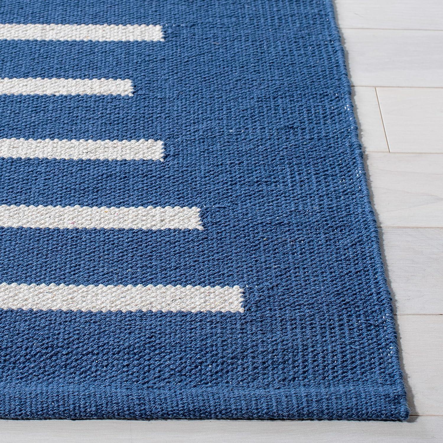 Montauk MTK712 Hand Woven Indoor Area Rug - Blue/Ivory - 8'x10' - Safavieh