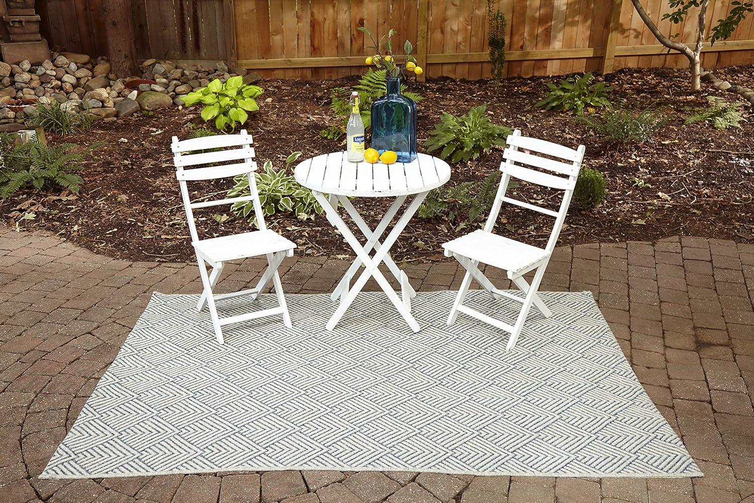 Momeni Como Polypropylene Machine Made Blue Indoor Outdoor Rug 6'7" X 9'6"