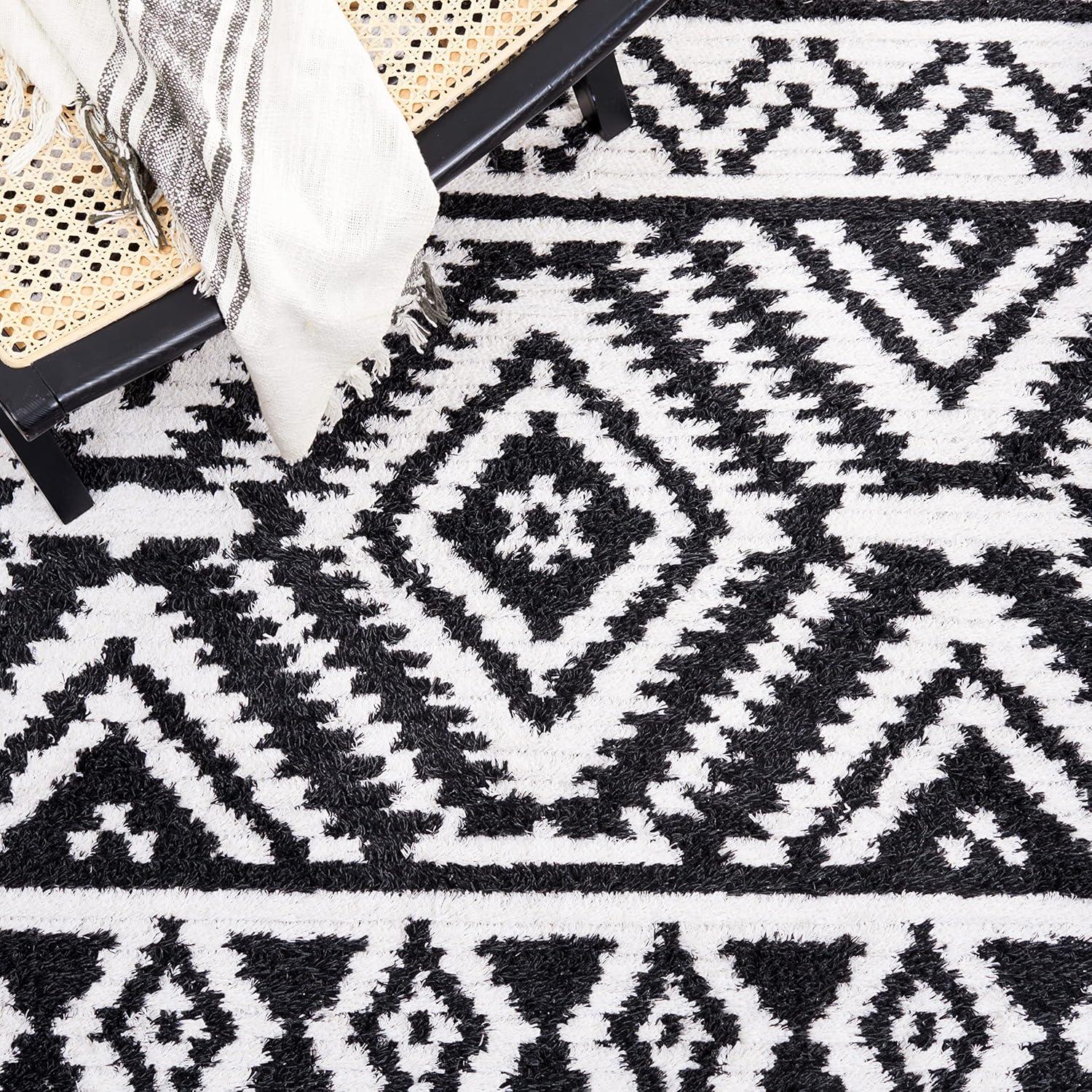 Augustine AGT849 Machine Made Indoor Area Rug - Black/Ivory - 6'-4"x9'-6" - Safavieh