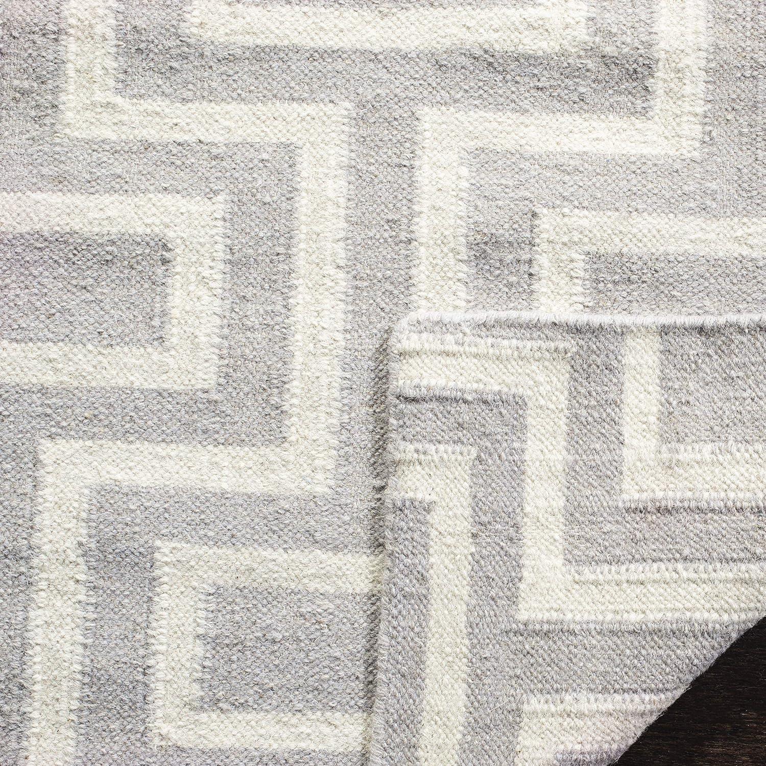 Grey and Ivory Geometric Wool Flatweave Area Rug, 8' x 10'