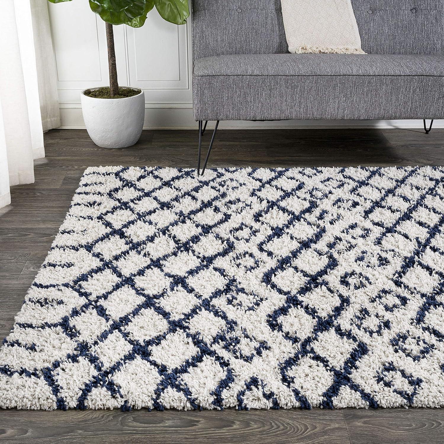 4'x6' Sineu Moroccan Diamond Shag Area Rug, Beige/Navy - JONATHAN Y