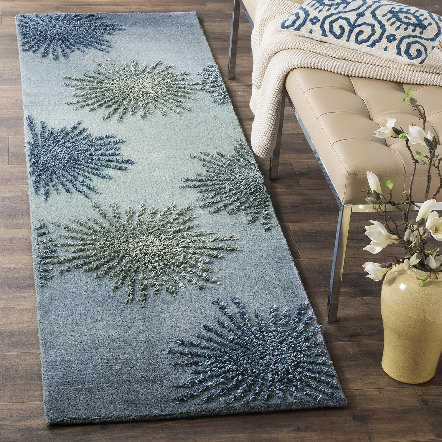 Soho SOH712 Hand Tufted Accent Rug - Denim - 2'x3' - Safavieh.