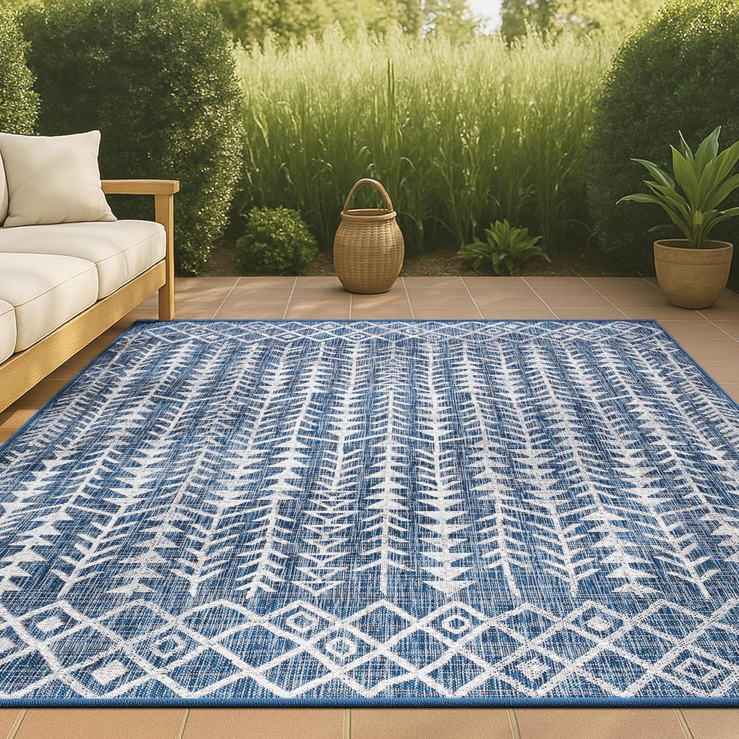 3'x5' Tokay Bohemian Geometric Indoor/Outdoor Area Rug, Blue/Ivory - JONATHAN Y