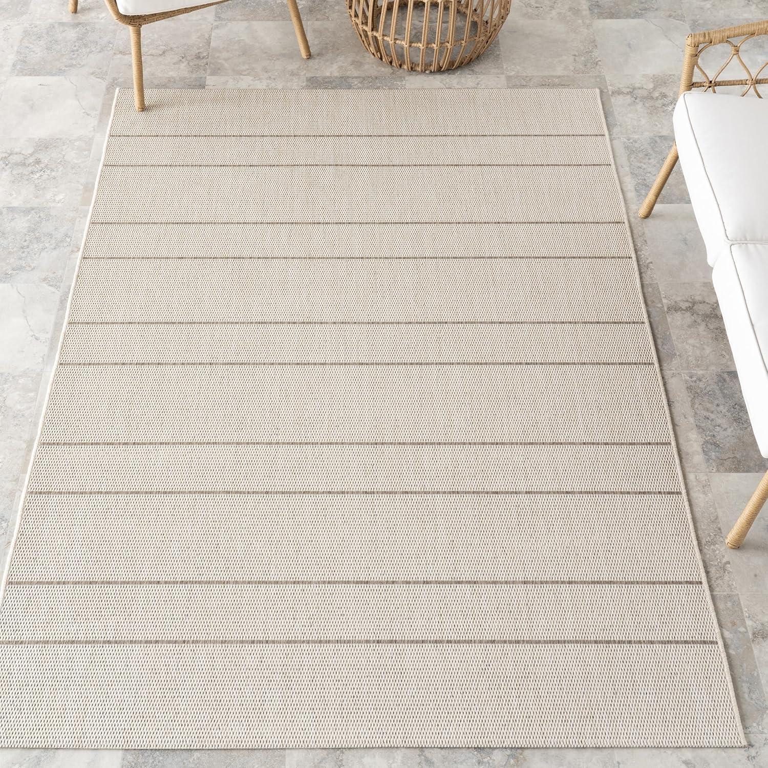 Nuloom Alaina Striped 4x6 Indoor/Outdoor Area Rug for Living Room Patio Deck Front Porch Kitchen, Black/Ivory