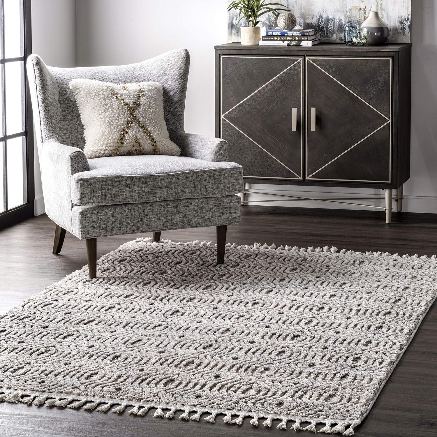 Nuloom Arielle Soft Trellis Textured Tassel Indoor Area Rug, 4' x 6'