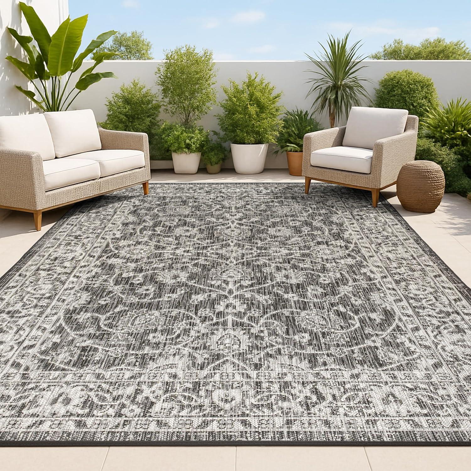 4'x6' Palazzo Vine and Border Textured Weave Indoor/Outdoor Area Rug, Black/Gray - JONATHAN Y