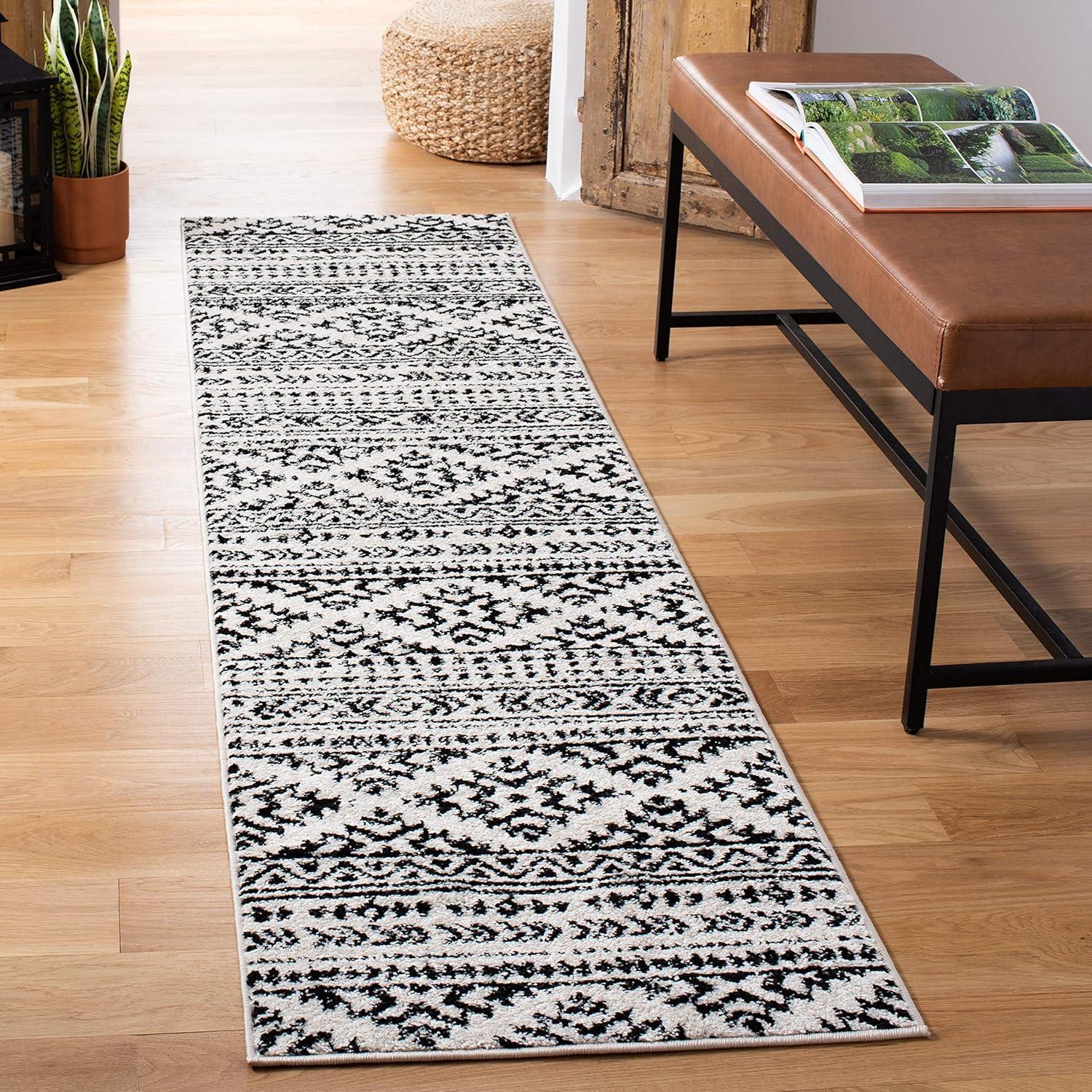 Tulum TUL272 Power Loomed Runner Rug - Ivory/Black - 2'x11' - Safavieh.