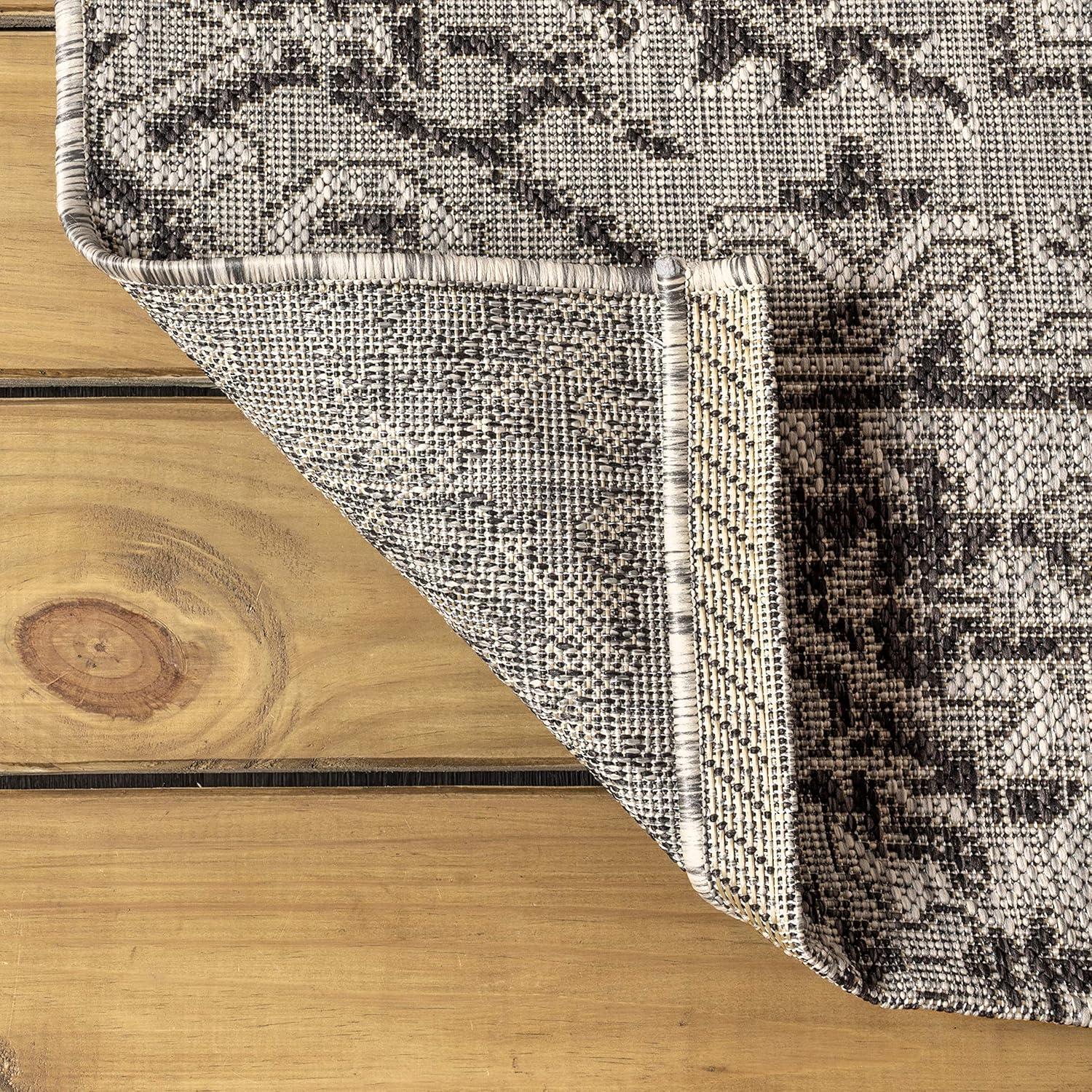 3'x5' Estrella Bohemian Medallion Textured Weave Indoor/Outdoor Area Rug, Black/Gray - JONATHAN Y