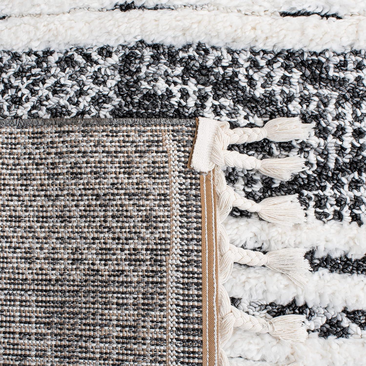 Moroccan Tassel Shag MTS632 Power Loomed Area Rug - Black/Ivory - 5'3"x7'6" - Safavieh.