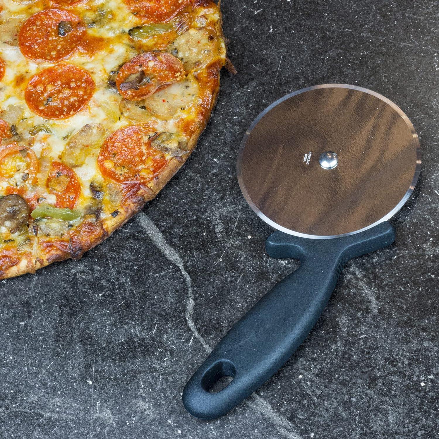 Chef Craft Black Handle Stainless Steel Pizza Cutter