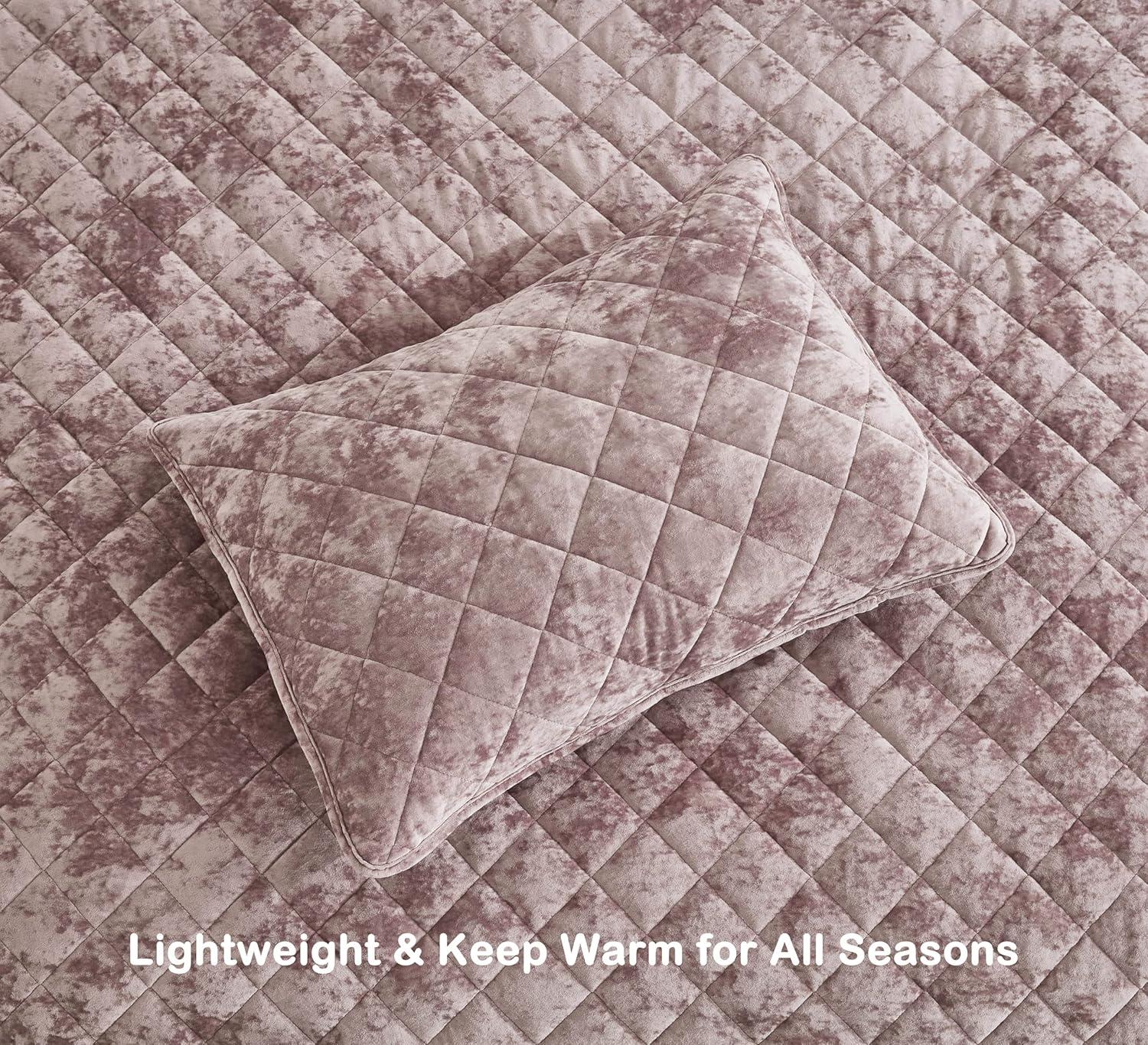 Luxurious Dusty Pink Velvet King Quilt Set with Reversible Microfiber