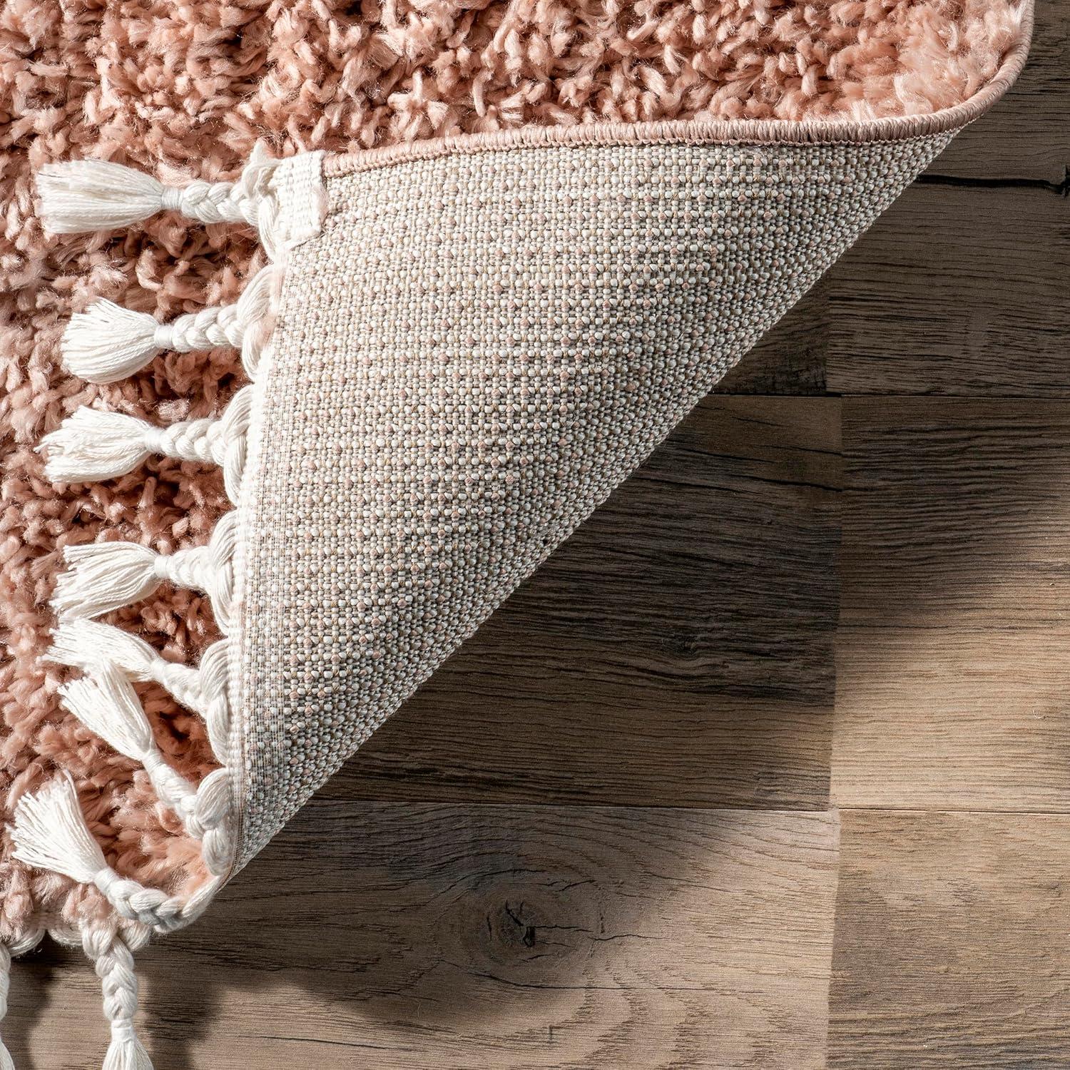 Nuloom Neva Solid 2x3 Accent Shag Indoor Area Rug for Living Room Bedroom Dining Room Nursery Entryway, Blush/Ivory