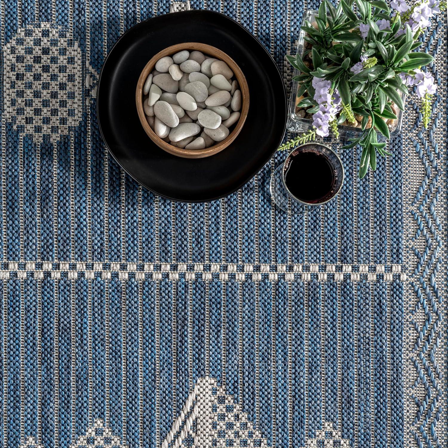 nuLOOM Cari Moroccan Global Indoor and Outdoor Area Rug