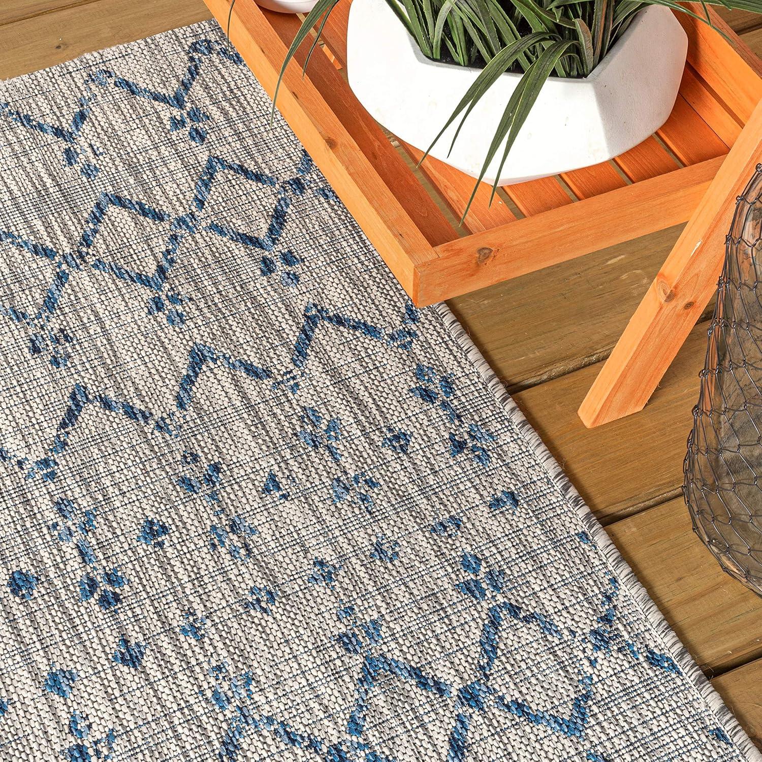 8'x10' Ourika Moroccan Geometric Textured Weave Indoor/Outdoor Area Rug, Light Gray/Navy - JONATHAN Y