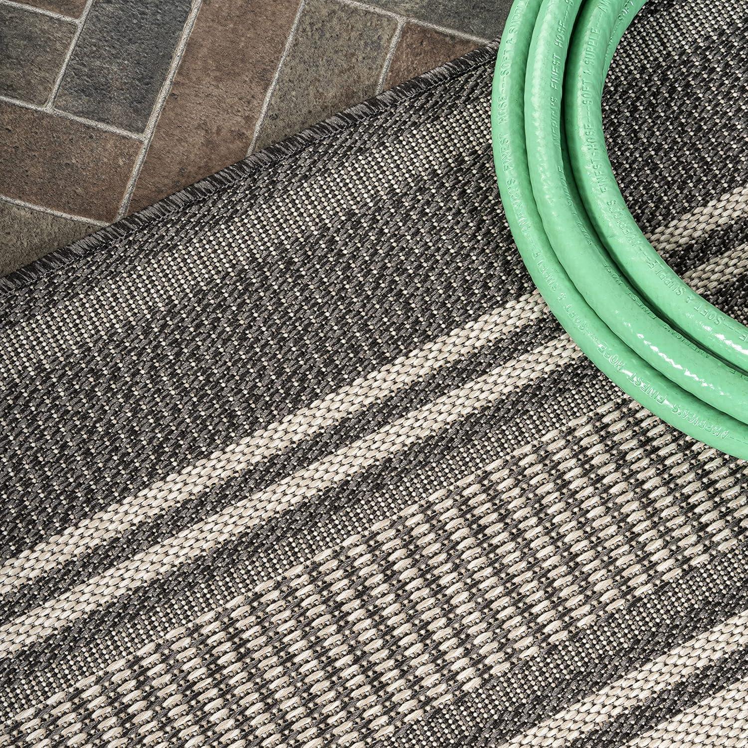 8' x 10' Haynes Modern Double Stripe Indoor/Outdoor Area Rug, Black/Cream - JONATHAN Y