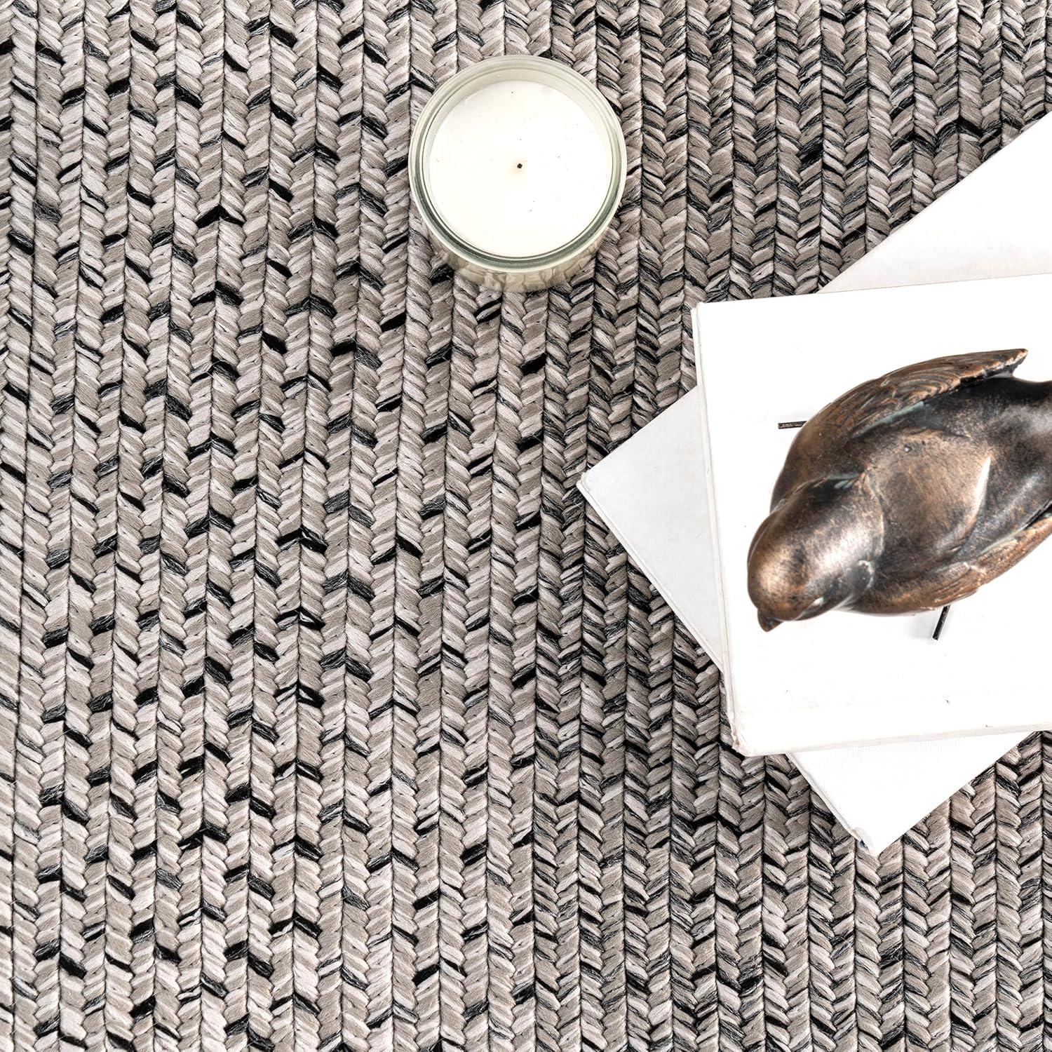 Nuloom Jayda Braided Gradience Indoor/Outdoor Outdoor - Charcoal 5' x 8'