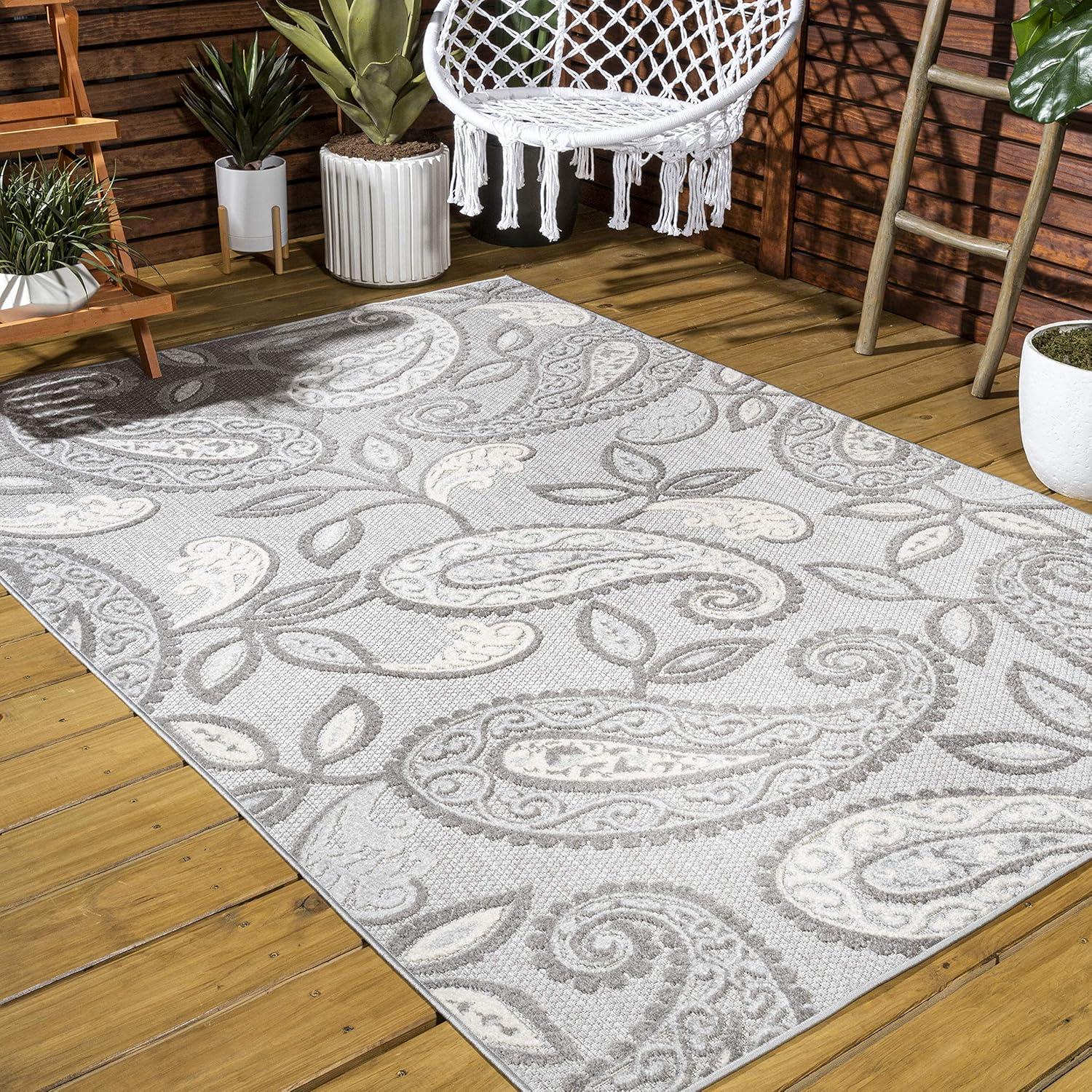 4'x6' Julien Paisley High-Low Indoor/Outdoor Area Rug, Light Gray - JONATHAN Y