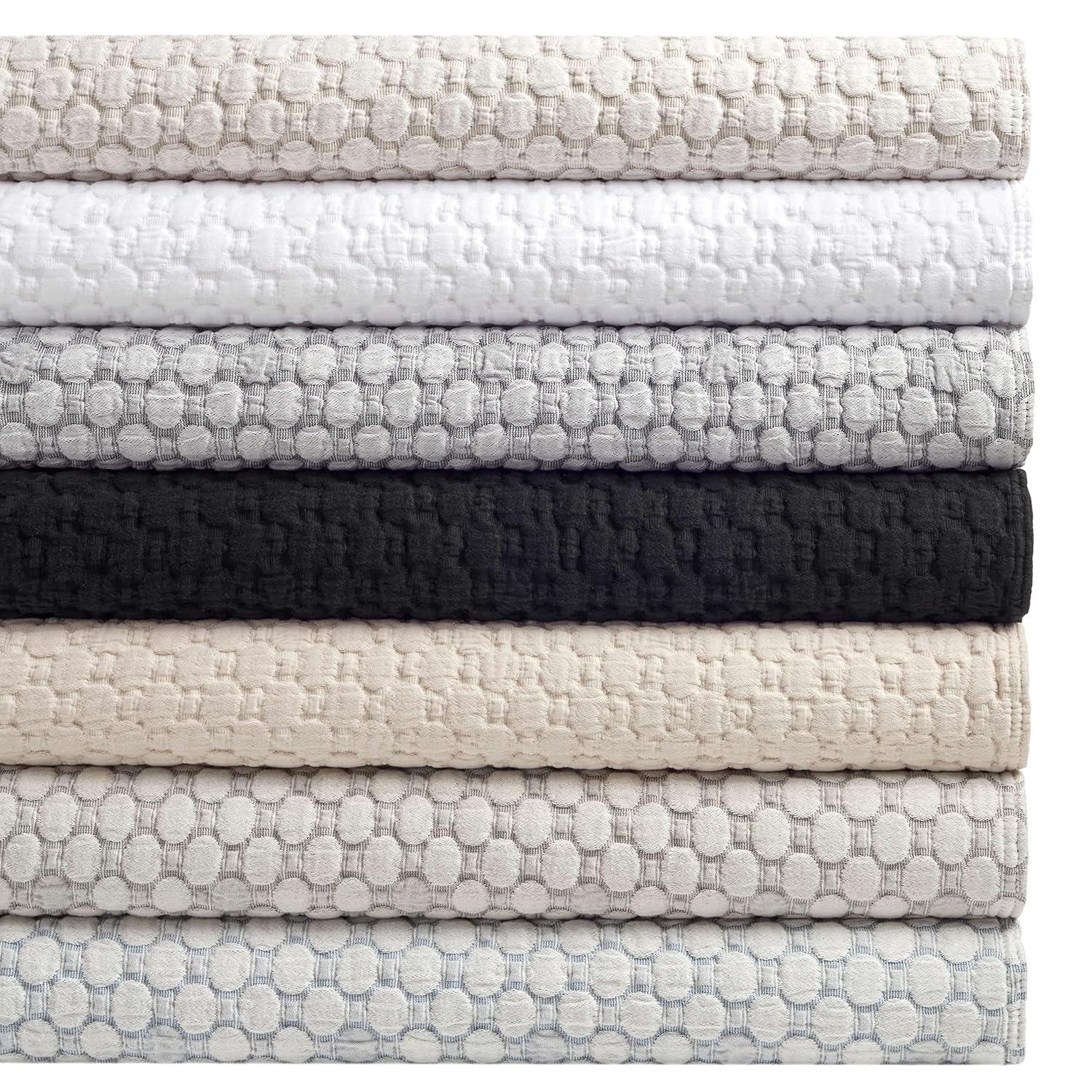 Lodi Matelasse Coverlet