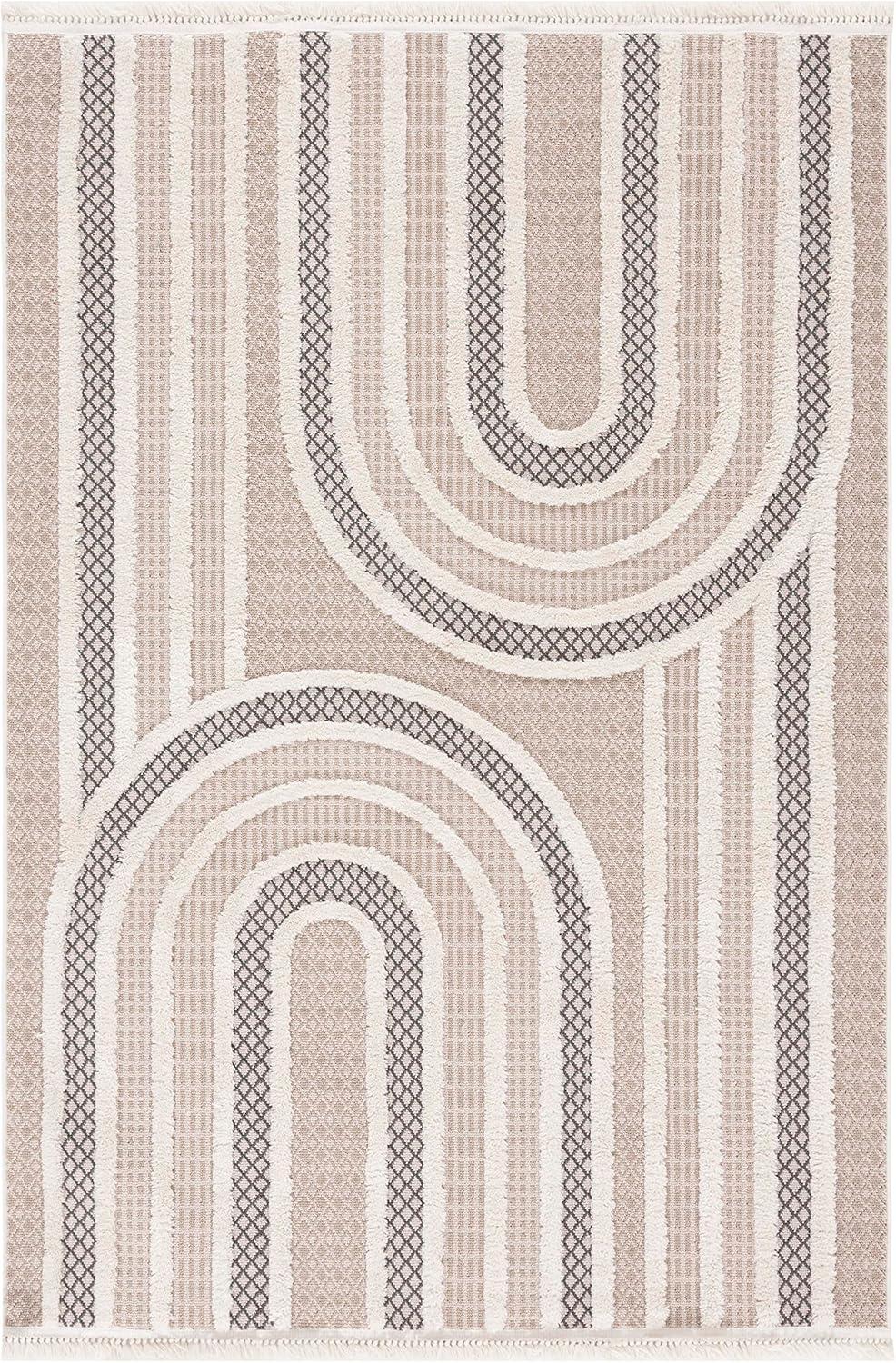 Urban 210 Area Rug In Beige / Ivory