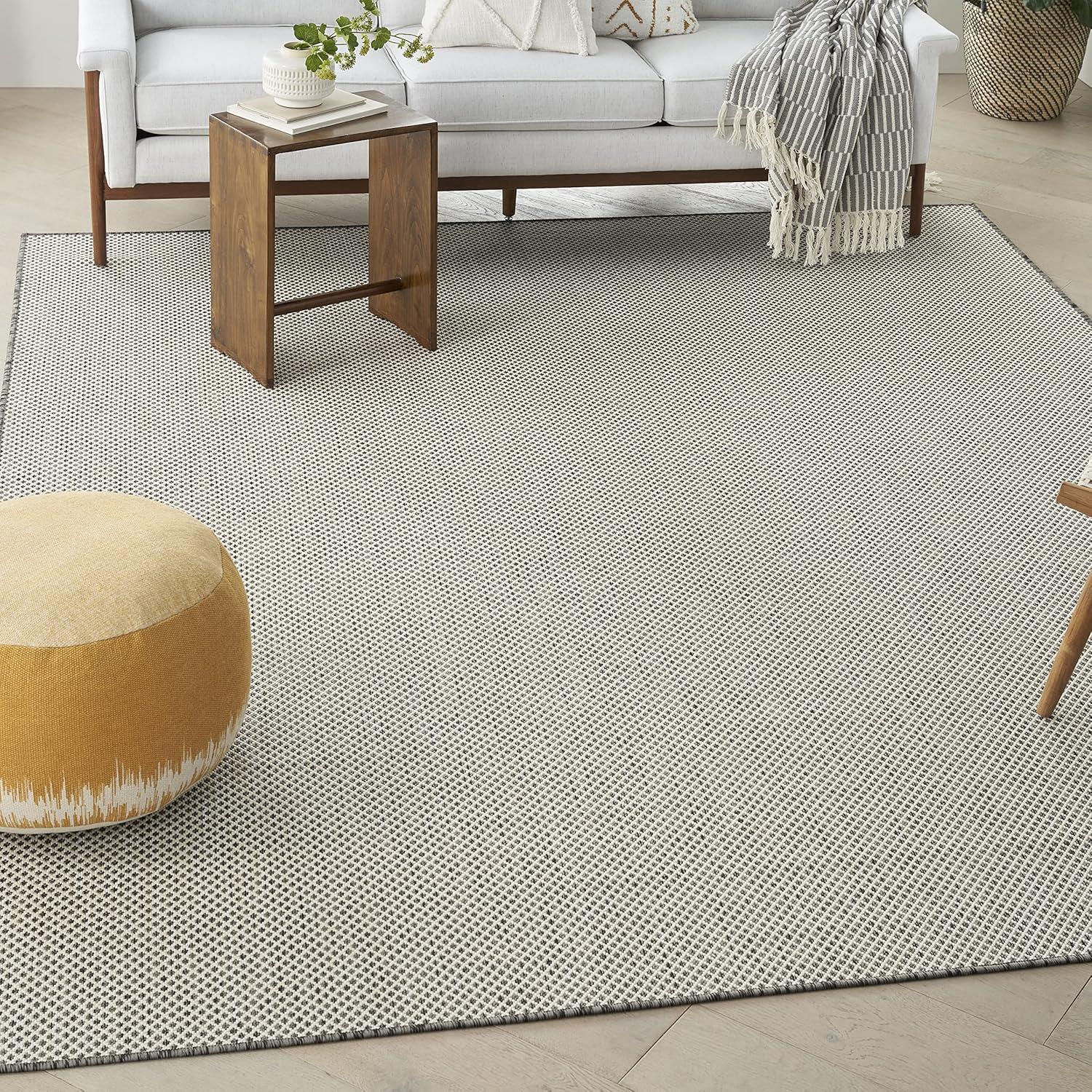 Nourison Courtyard 9' x 12' Ivory Charcoal All-over design Indoor/Outdoor Rug