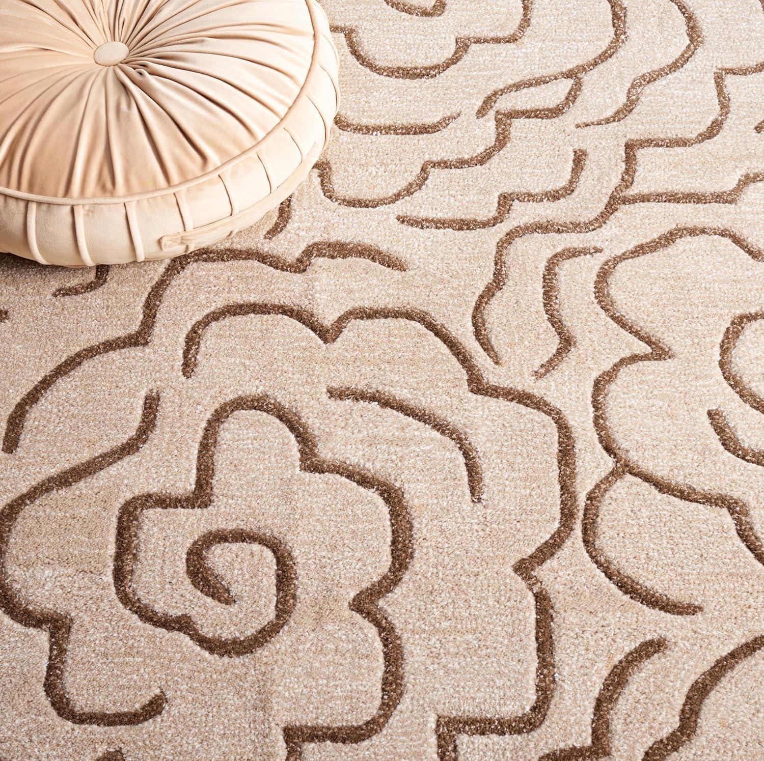 SAFAVIEH Soho Trinity Floral Wool Area Rug, Beige/Multi, 3'6" x 5'6"