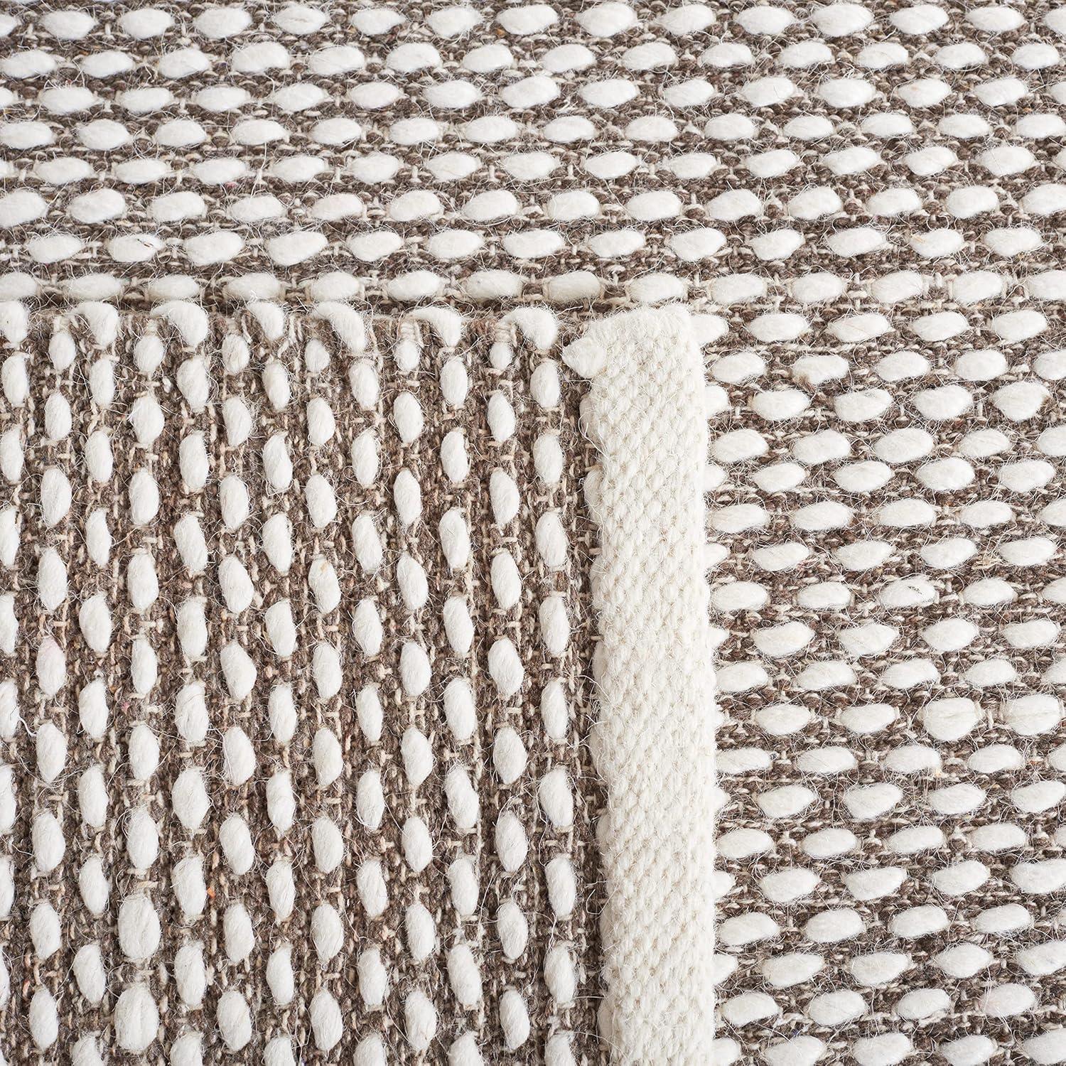 Vermont VRM650 Flat Weave Indoor Area Rug - Brown - 5'x8' - Safavieh