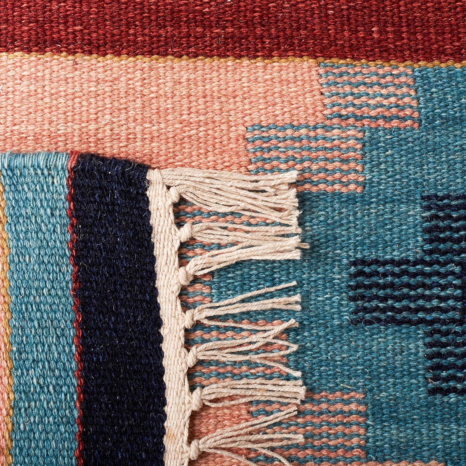 Kilim KLM713 Hand Woven Area Rug - Light Pink/Blue - 4'x6' - Safavieh.