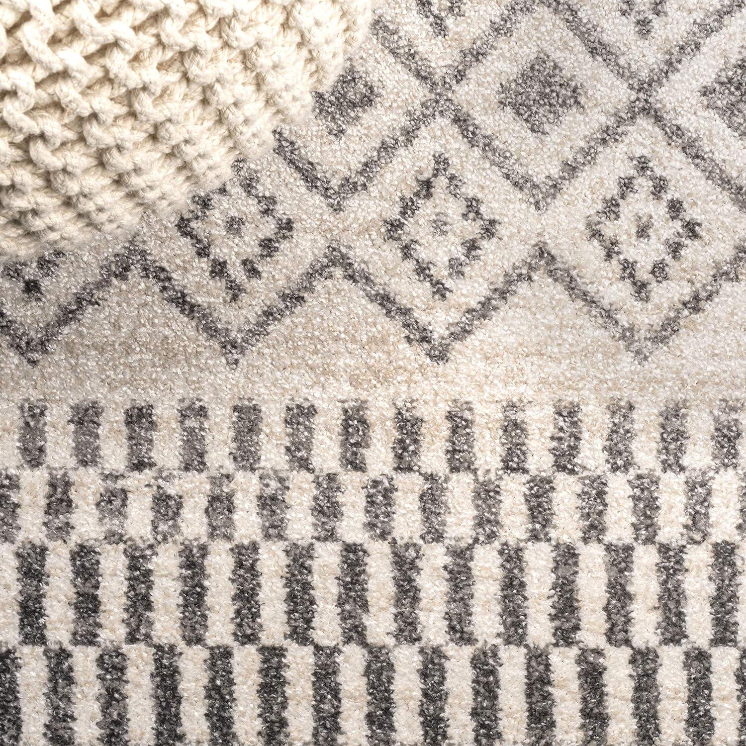 Gray and Cream Geometric Pattern Synthetic Area Rug