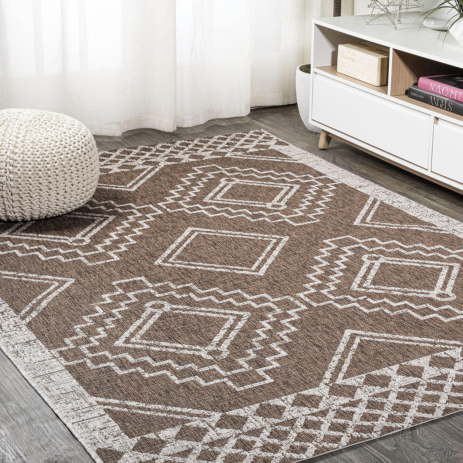 Marokko Diamond  Medallion Indoor/Outdoor Area Rug - JONATHAN Y