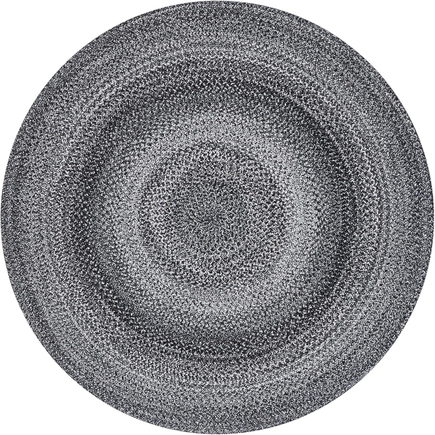 Braided BRD804 Hand Woven Area Rug - Black/Ivory - 4' round - Safavieh.
