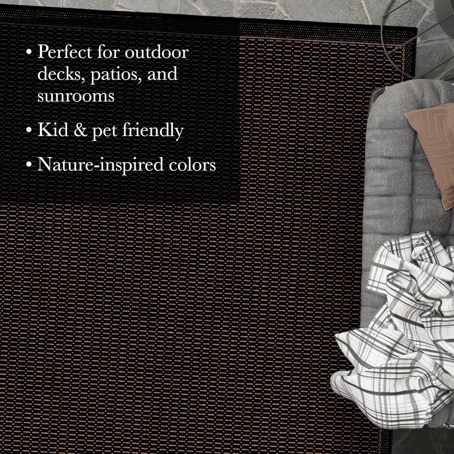 Couristan Recife Saddle Stitch Indoor /Outdoor Area Rug, Champagne- Taupe, 2' x 3'7"