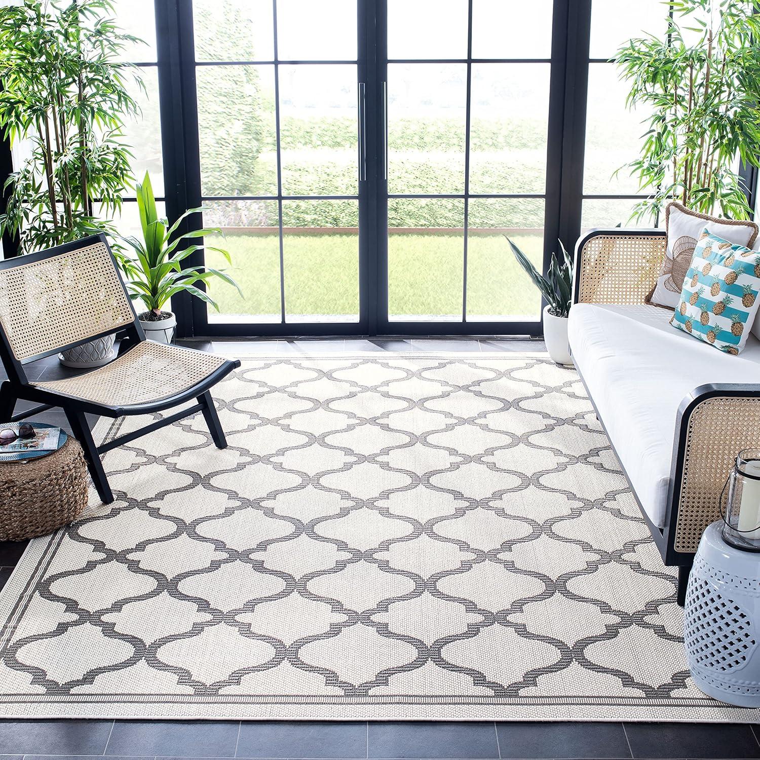 SAFAVIEH Bermuda Corie Geometric Quatrefoil Indoor/Outdoor Area Rug Ivory/Grey, 6'7" x 6'7" Square