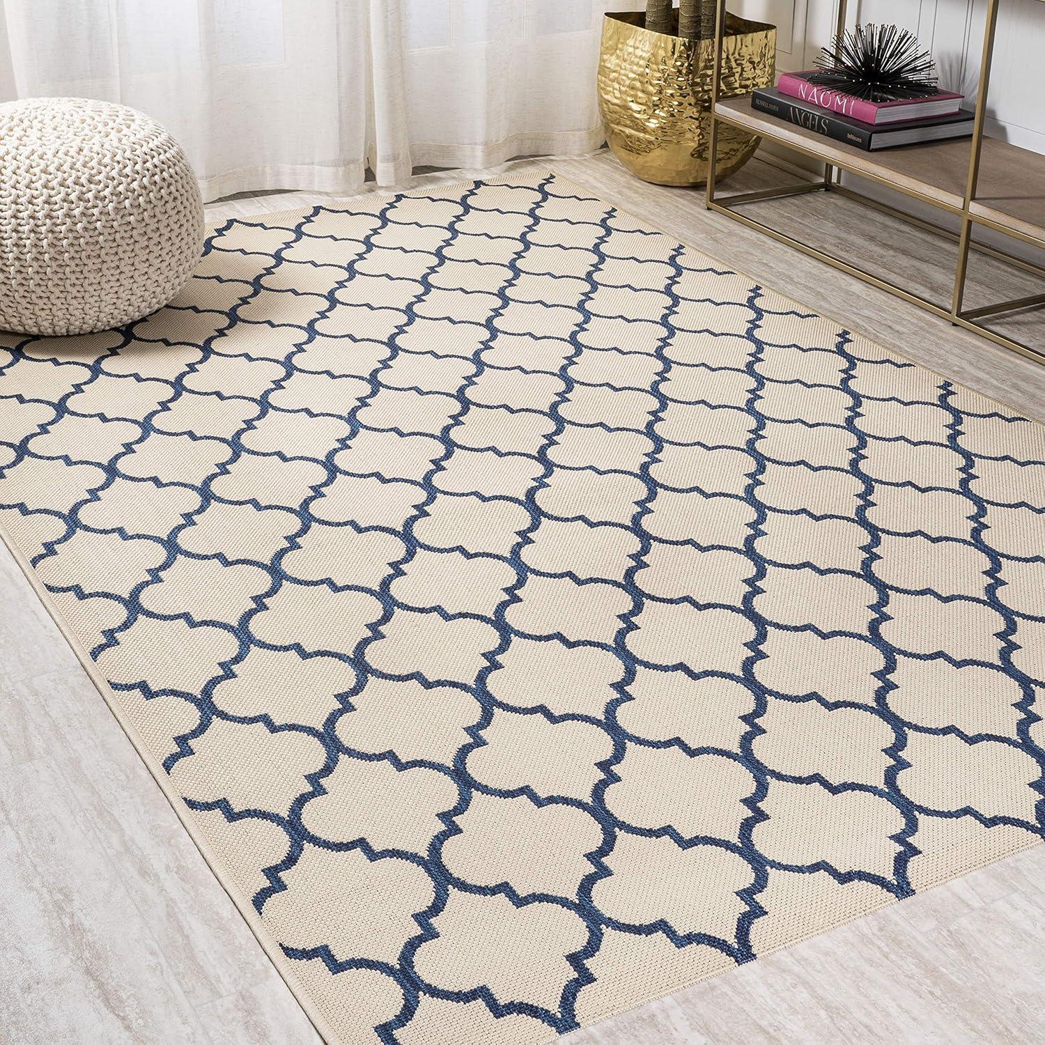 Arabesque Gray Synthetic Trellis Rectangular Rug 3x5