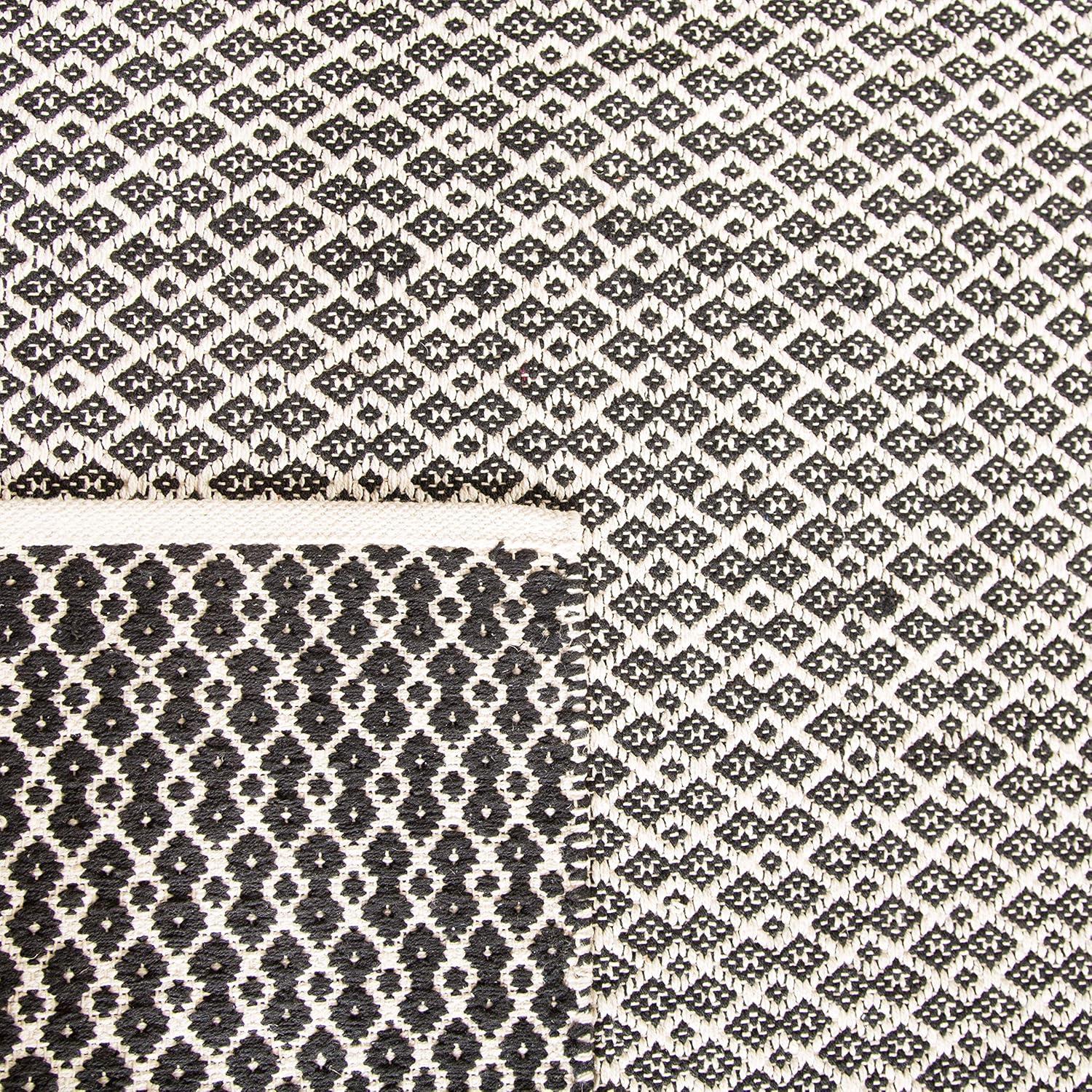 Montauk MTK339 Hand Woven Indoor Area Rug - Ivory/Black - 6'x6' - Safavieh