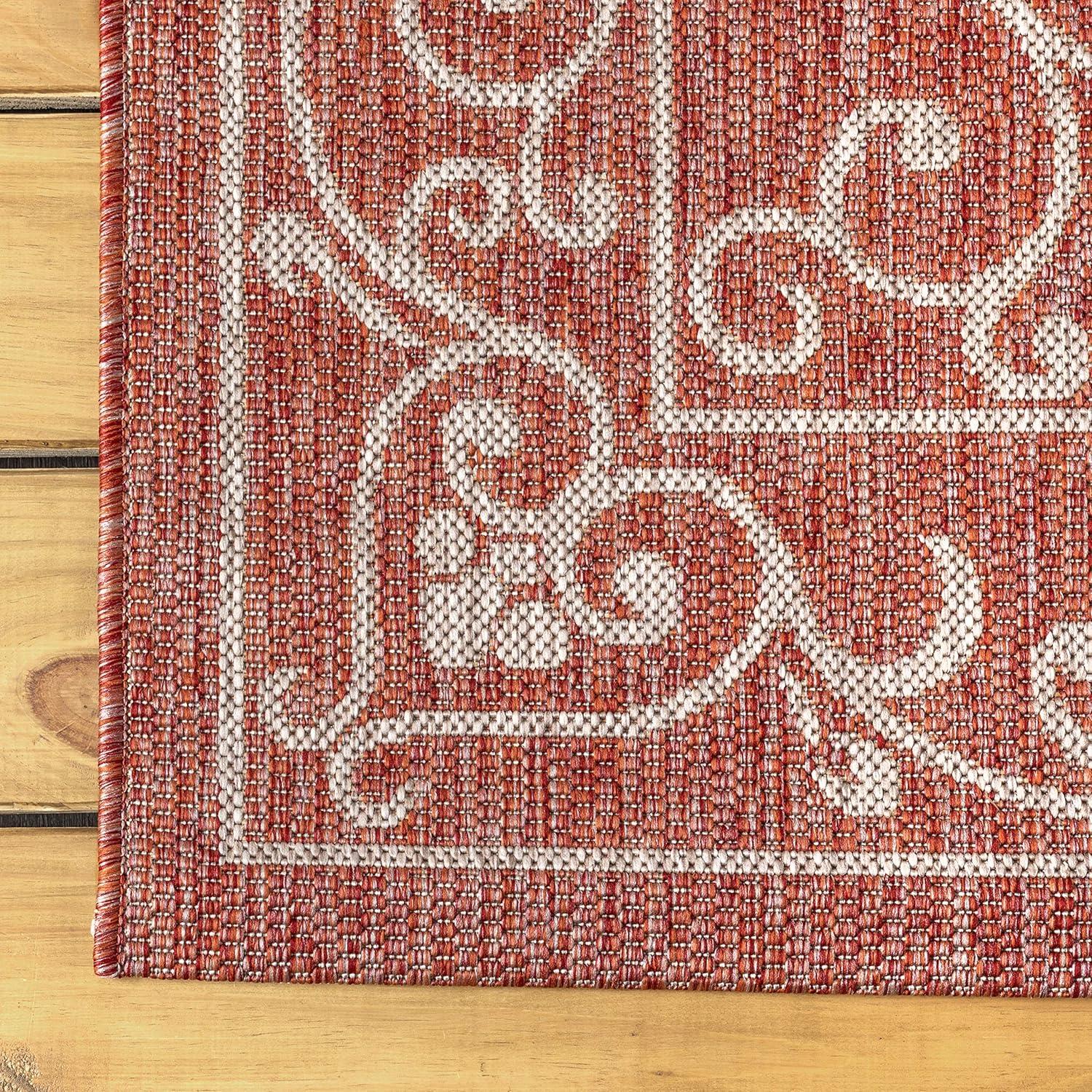 5' Round Charleston Vintage Filigree Textured Weave Indoor/Outdoor Area Rug, Red/Beige - JONATHAN Y