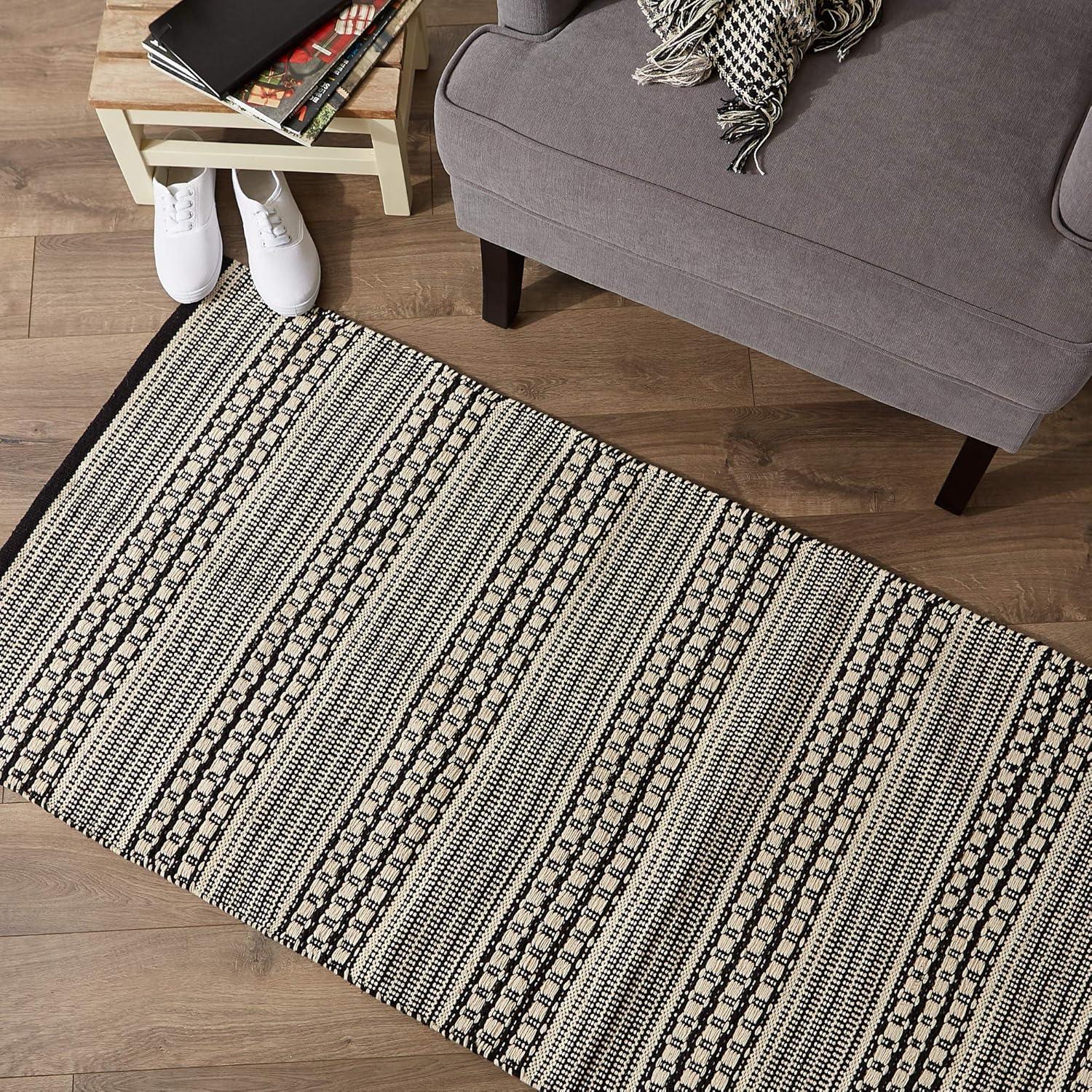 Design Imports Modern Dobby Stripe - Black - 2 Ft 6 In X 6 Ft