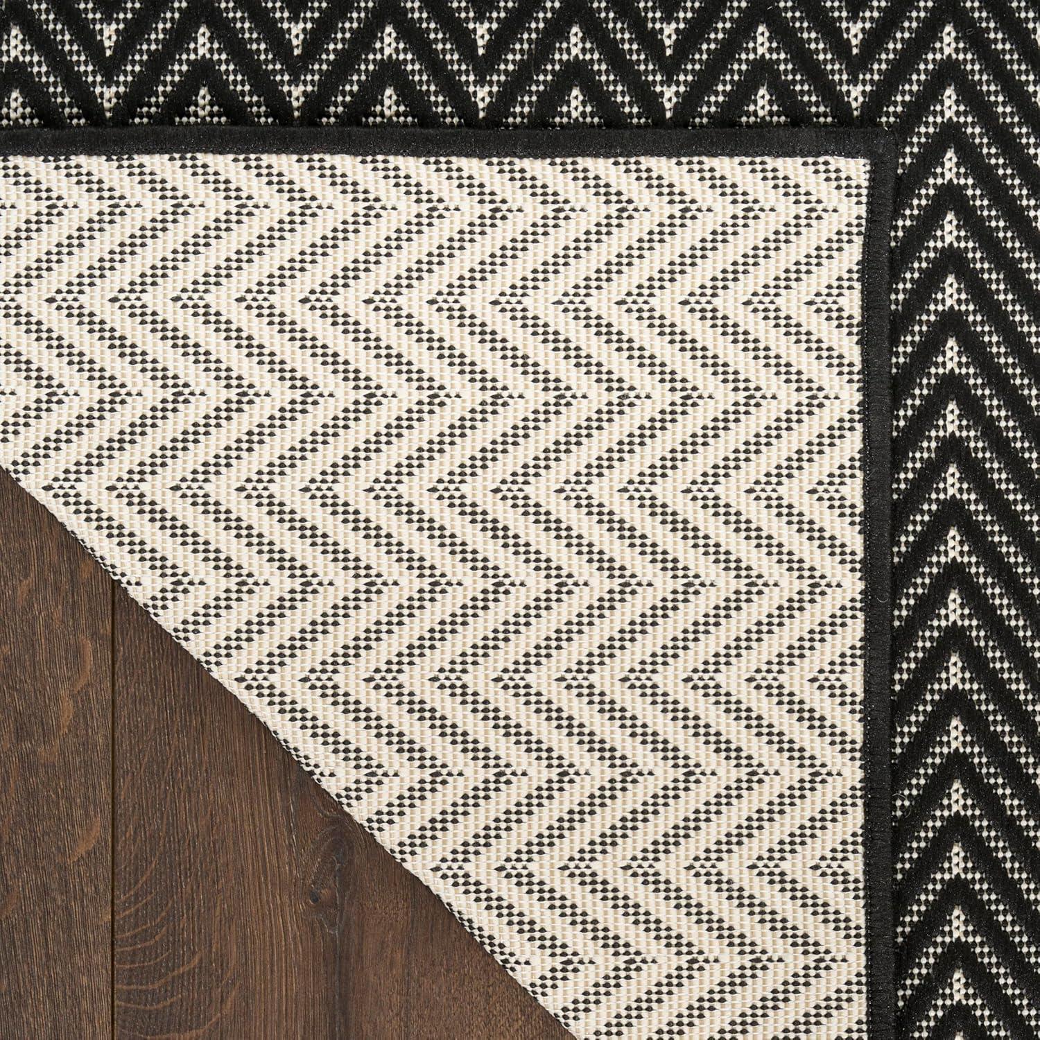 Nourison Horizon Indoor/Outdoor 2' x 6' Black Modern Rug