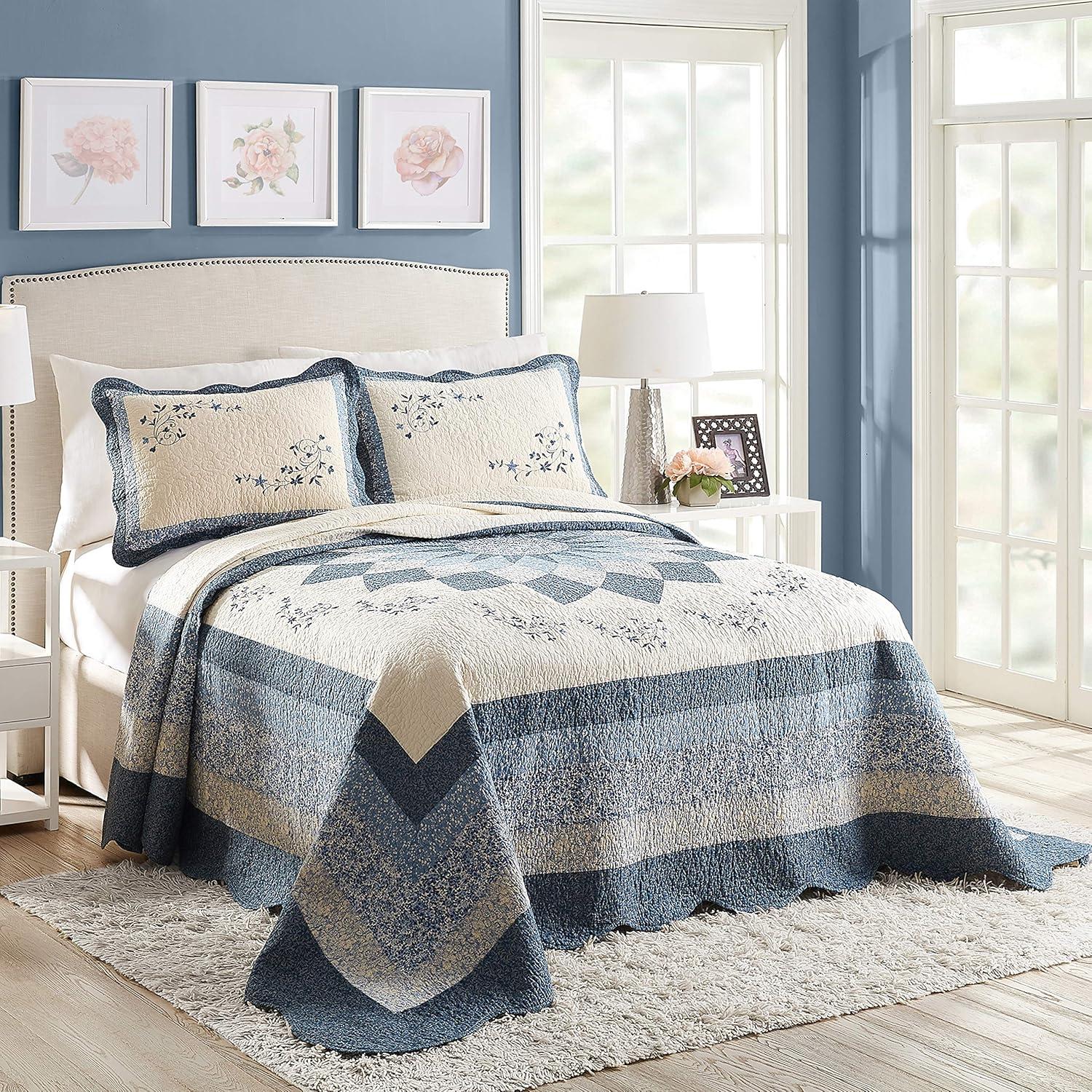 Modern Heirloom Queen Charlotte Bedspread Blue: Floral Pattern, Machine Washable, Plain Weave