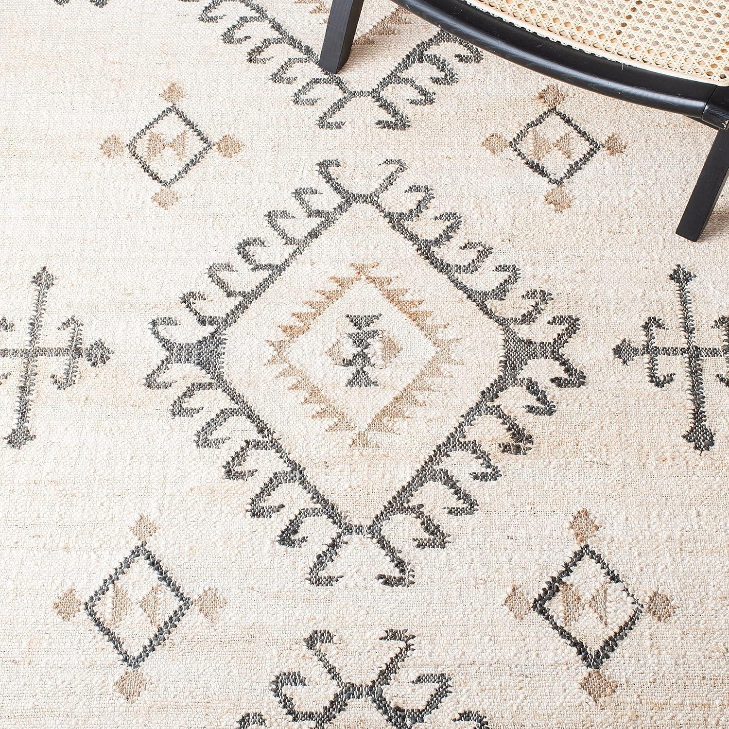 Kilim KLM762 Flat Weave Accent Rug - Ivory/Black - 3'x5' - Safavieh